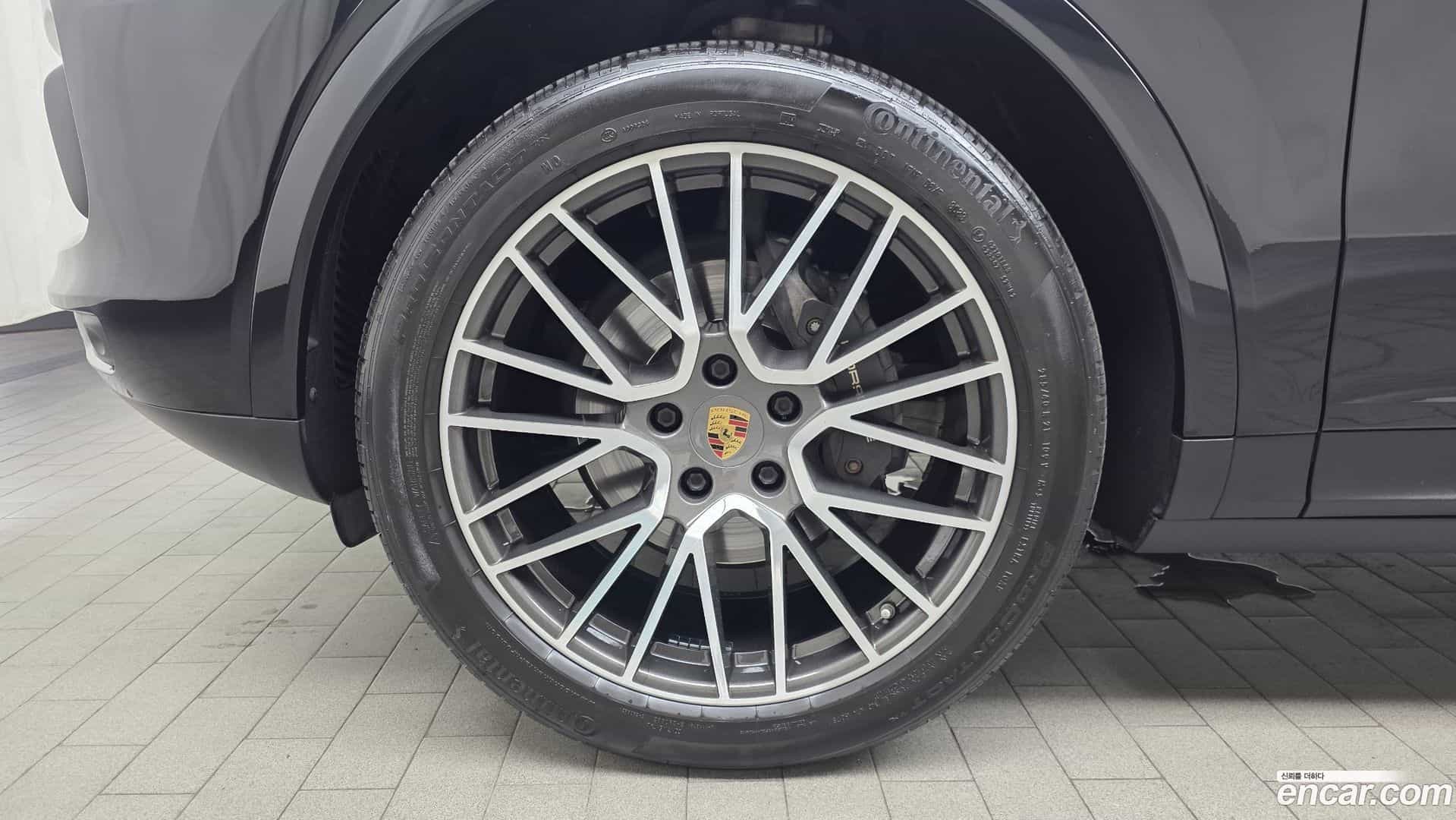 Cayenne Porsche 2022.10-OUTER-005