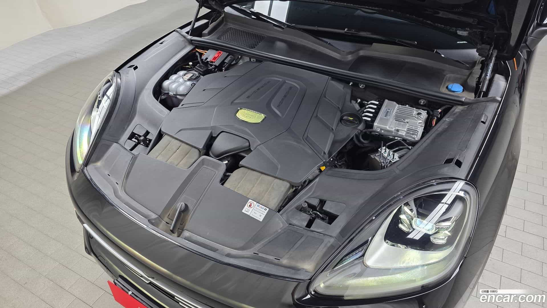 Cayenne Porsche 2022.10-OUTER-006