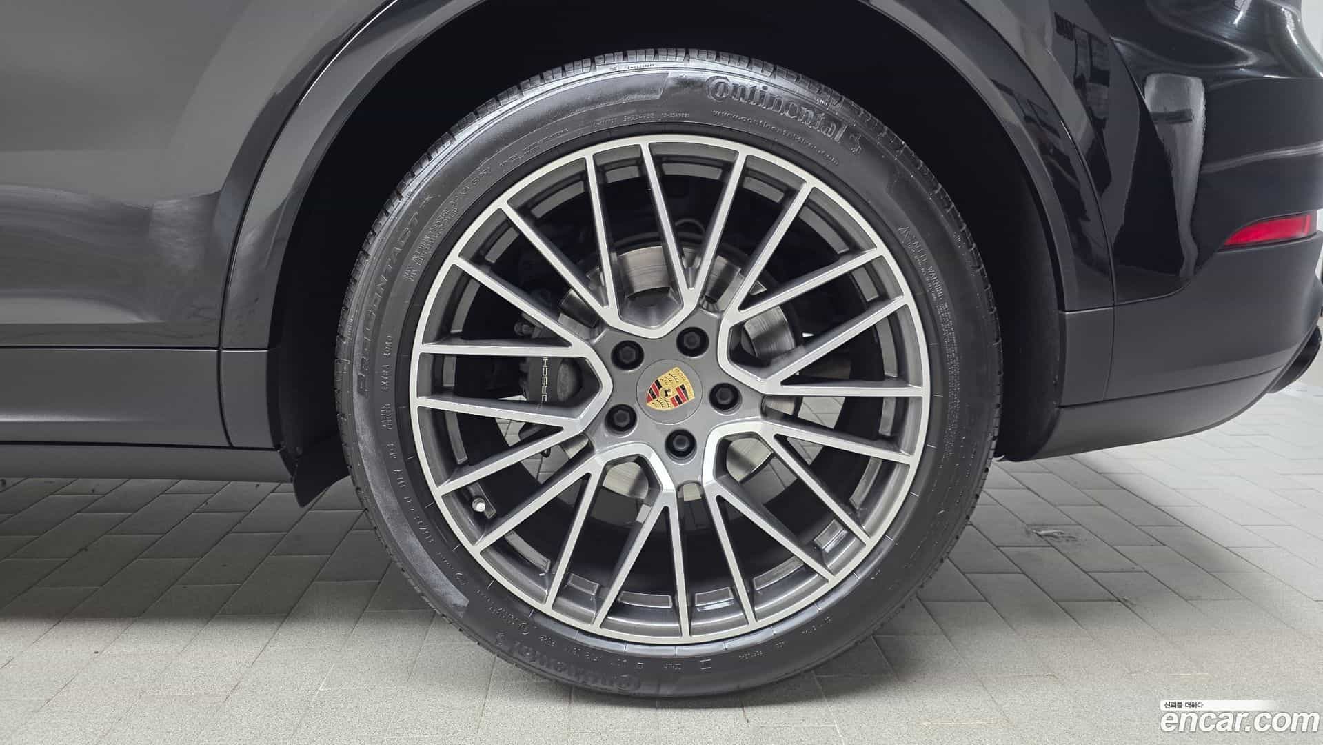 Cayenne Porsche 2022.10-OUTER-031