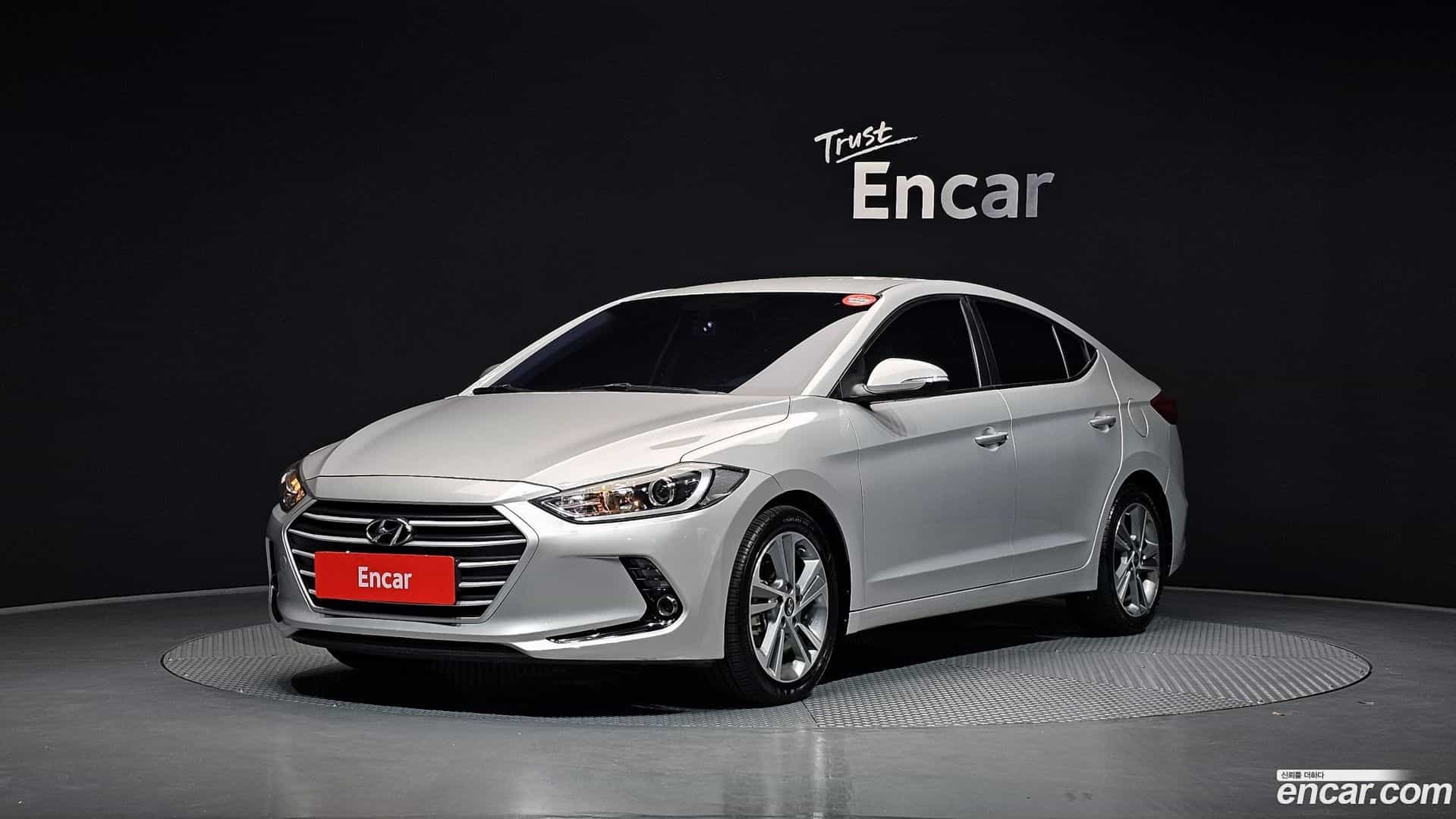 AVANTE Hyundai 2018.2-OUTER-001