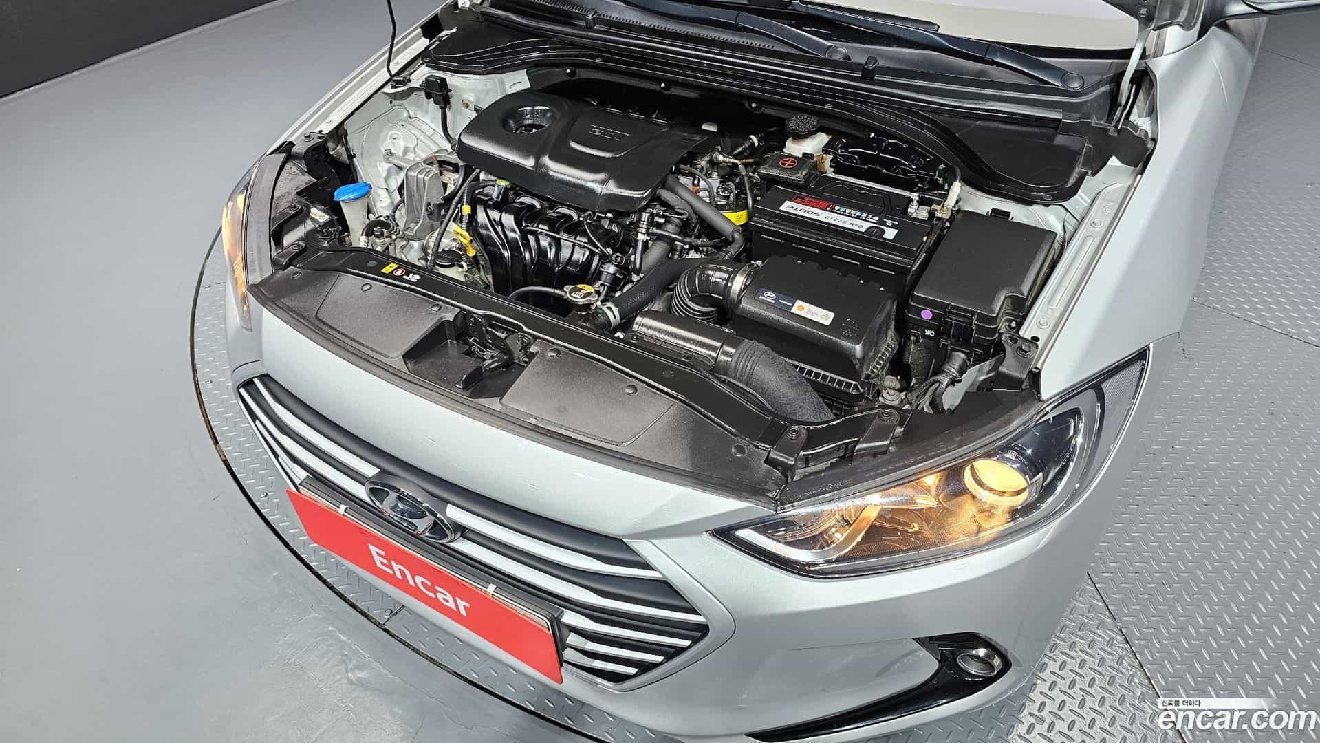 AVANTE Hyundai 2018.2-OUTER-006