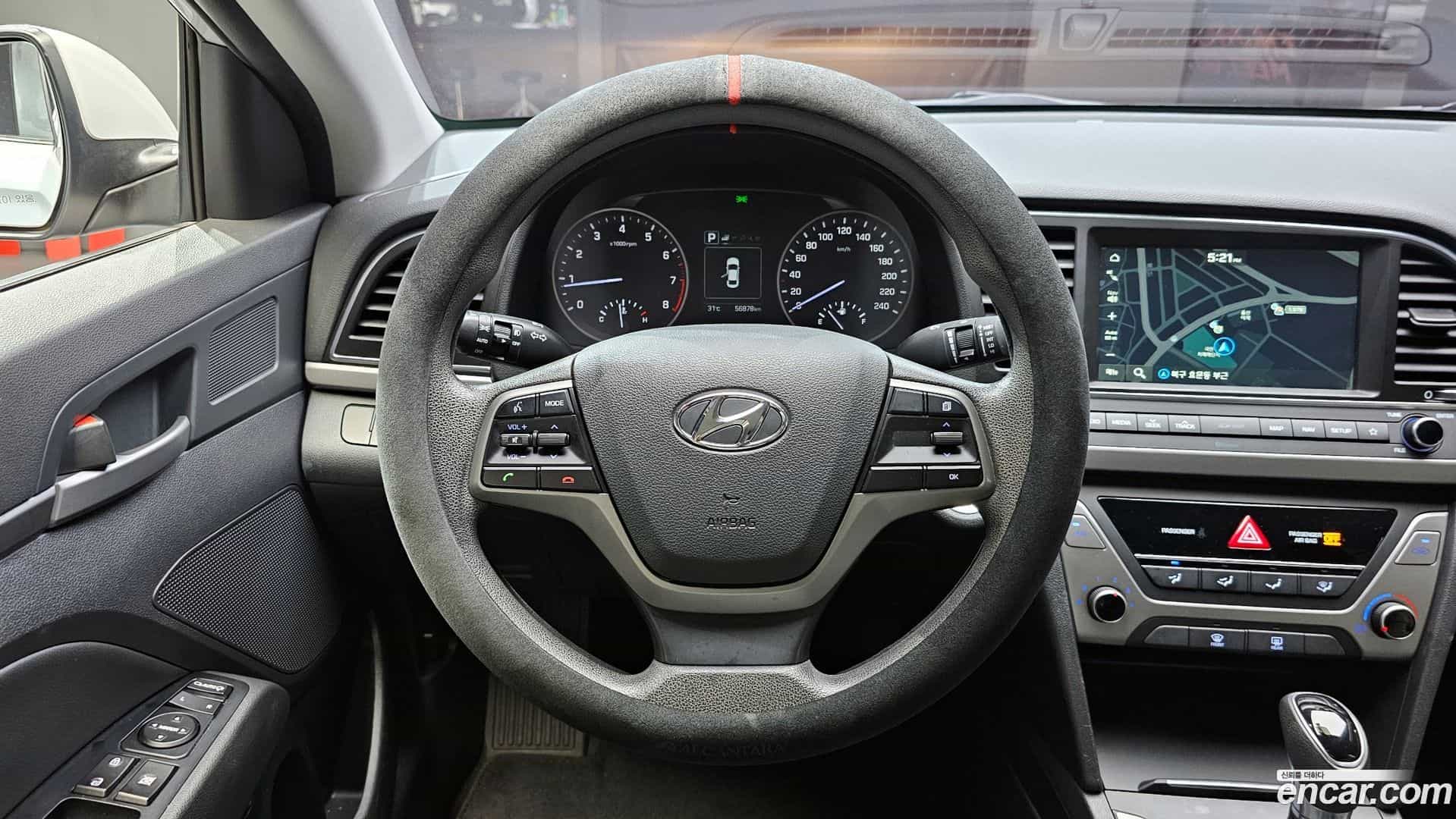 AVANTE Hyundai 2018.2-OPTION-017