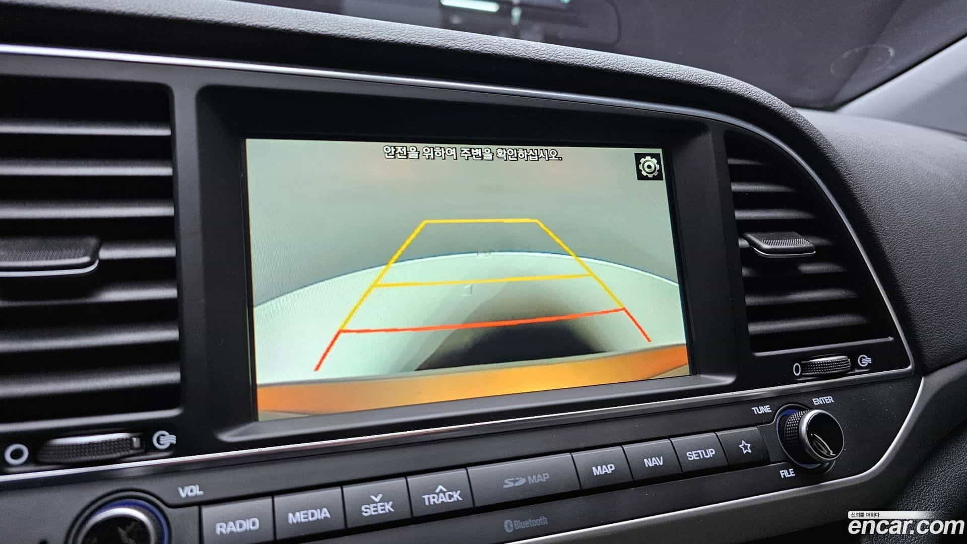 AVANTE Hyundai 2018.2-OPTION-019