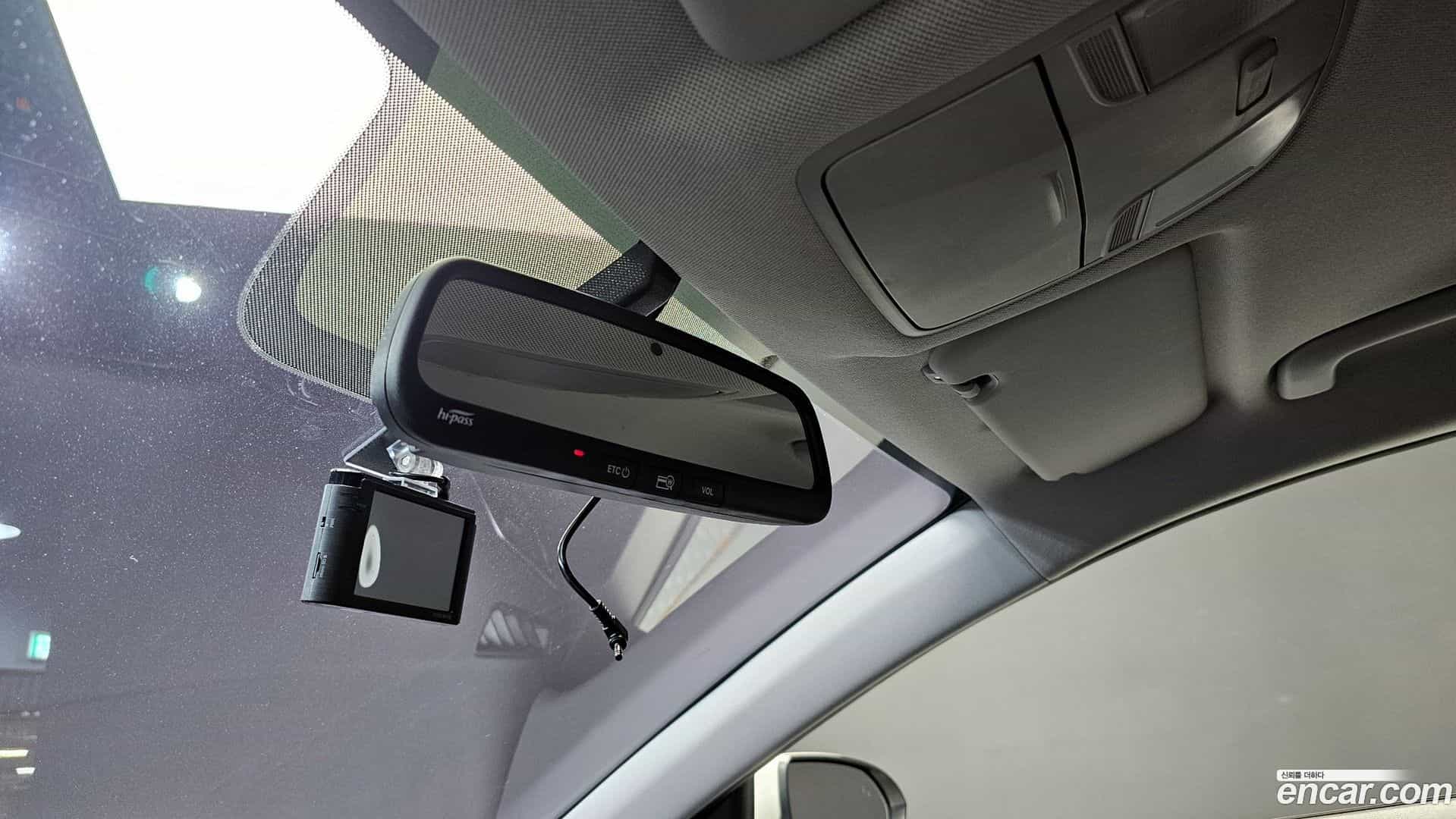 AVANTE Hyundai 2018.2-OPTION-040