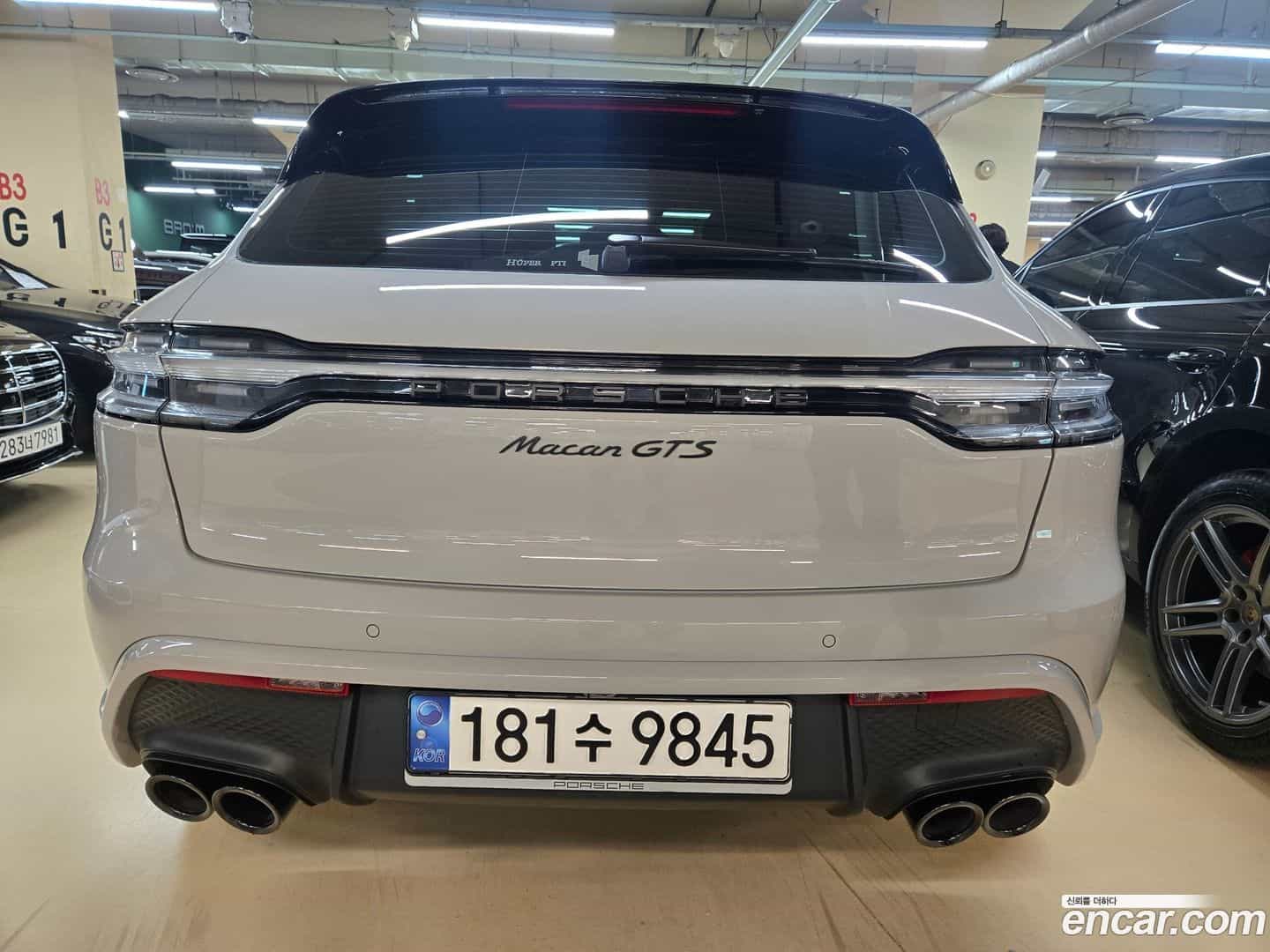 Macan Porsche 2022.6-OPTION-023