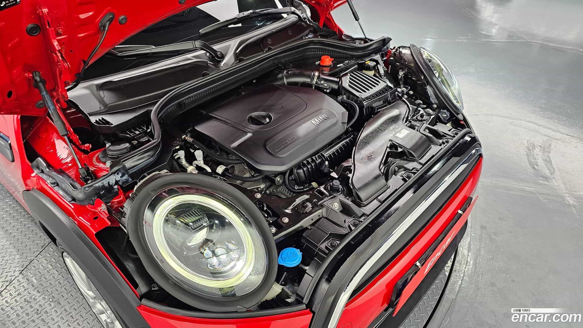 Cooper Mini 2022.5-OUTER-006