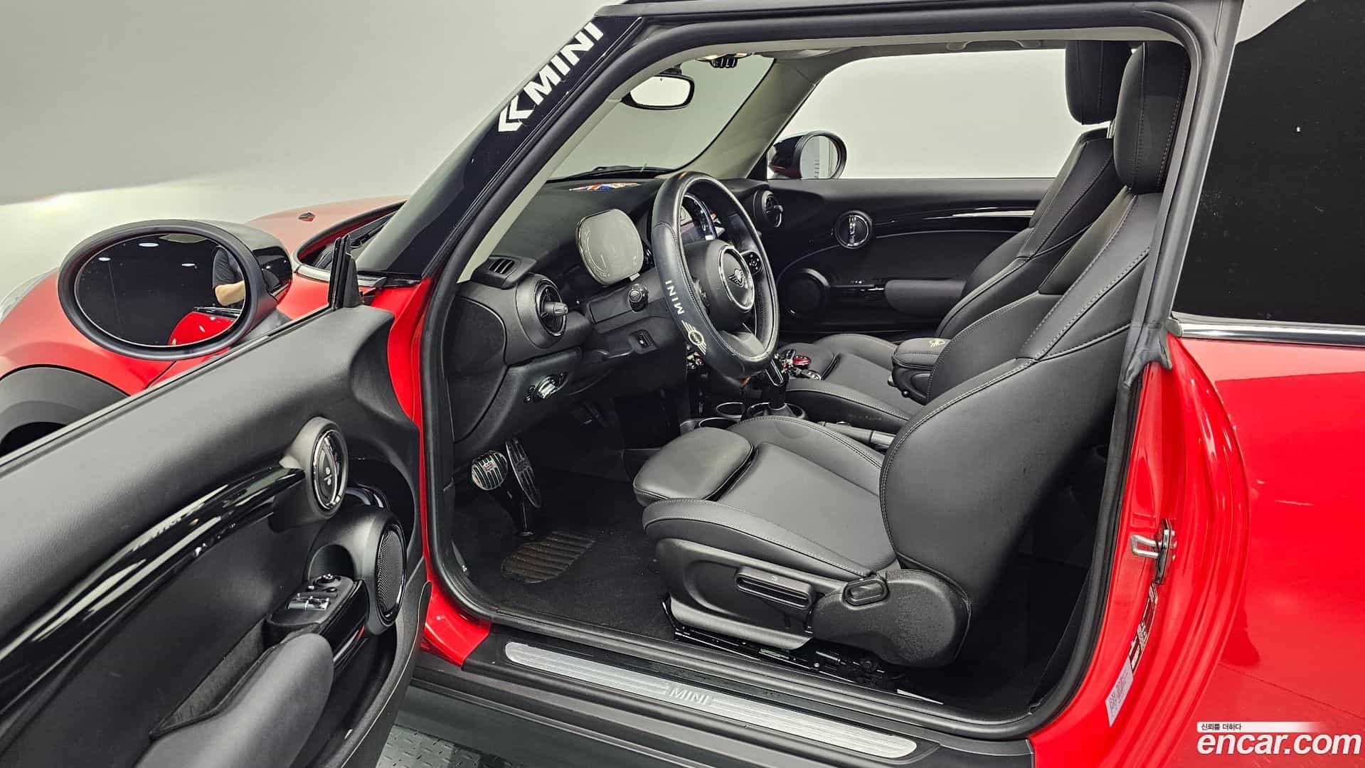 Cooper Mini 2022.5-INNER-010