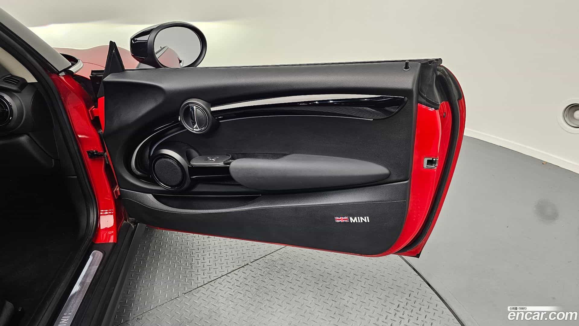Cooper Mini 2022.5-INNER-035