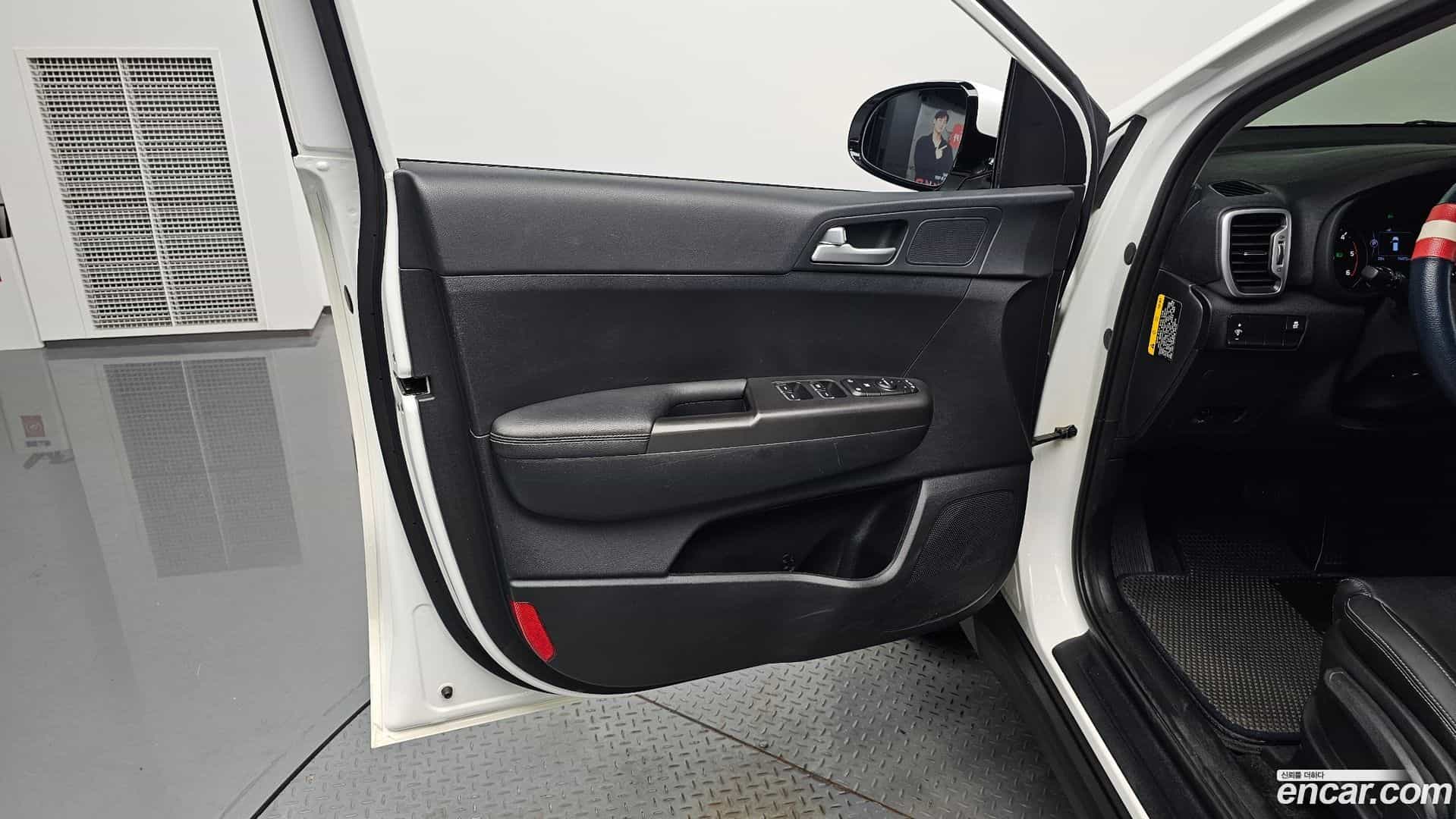 Sportage Kia 2016.3-INNER-034