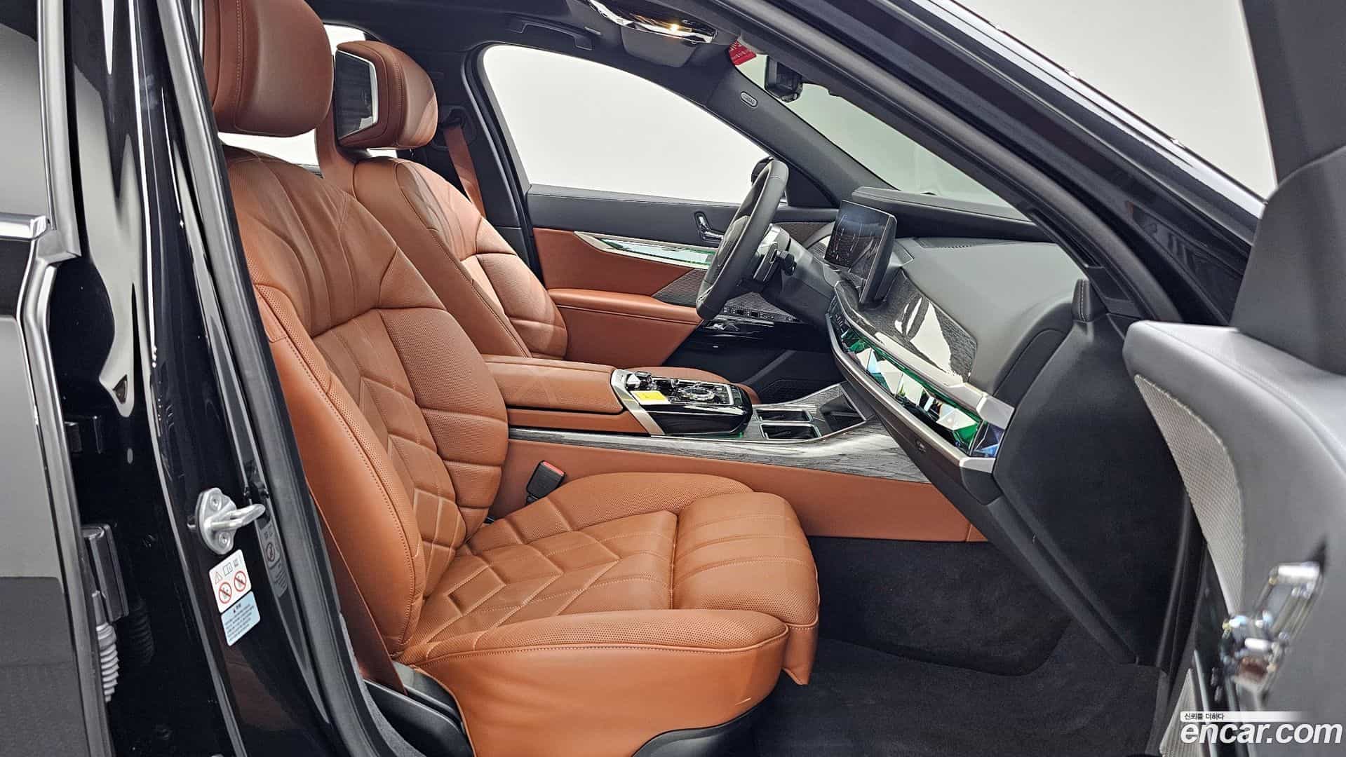 7-Series BMW 2024.6-OPTION-015