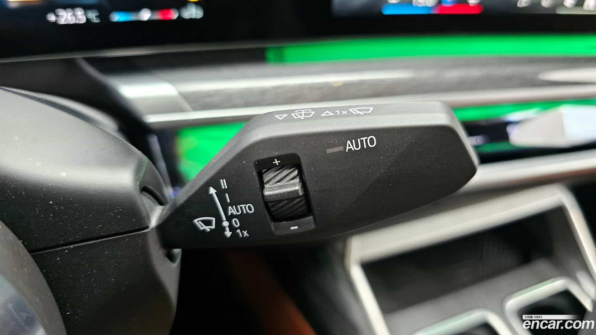 7-Series BMW 2024.6-OPTION-040