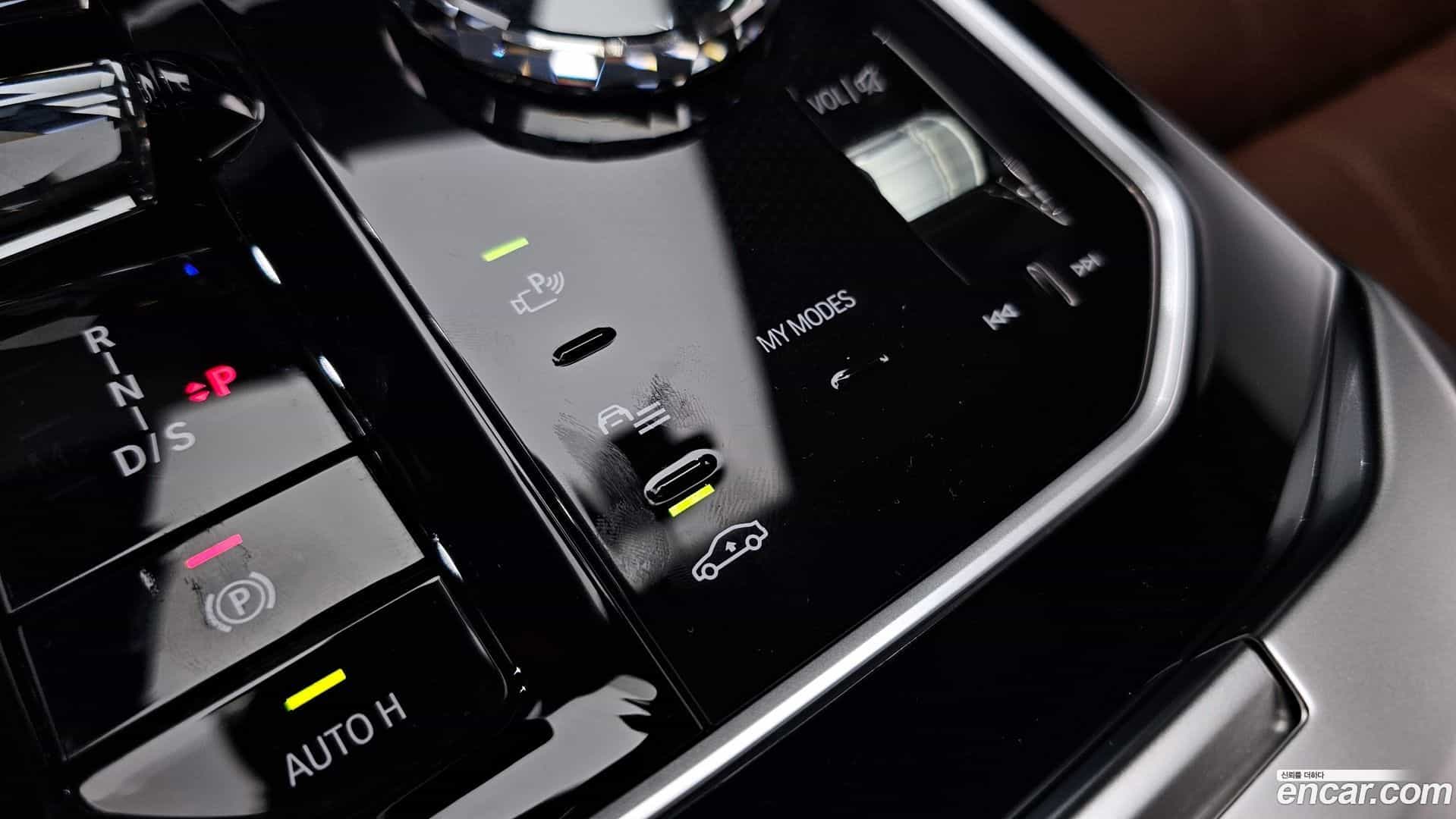 7-Series BMW 2024.6-OPTION-044