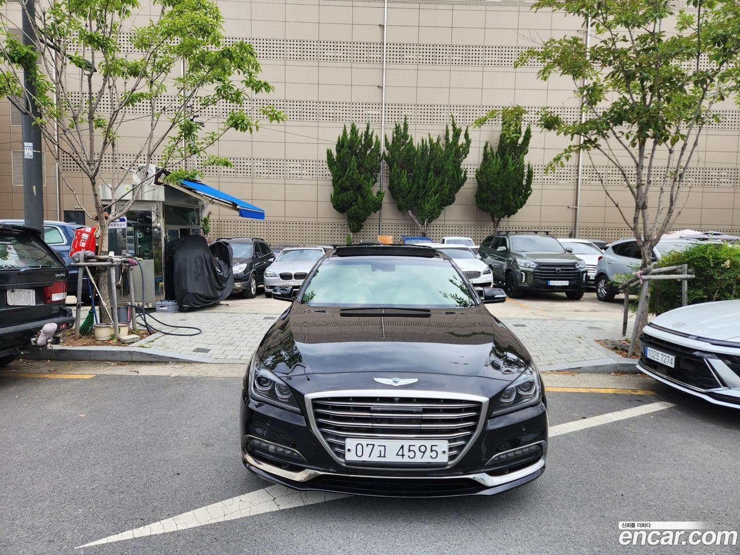 Main__Slider__Photo:G80 Genesis 2017.10-0