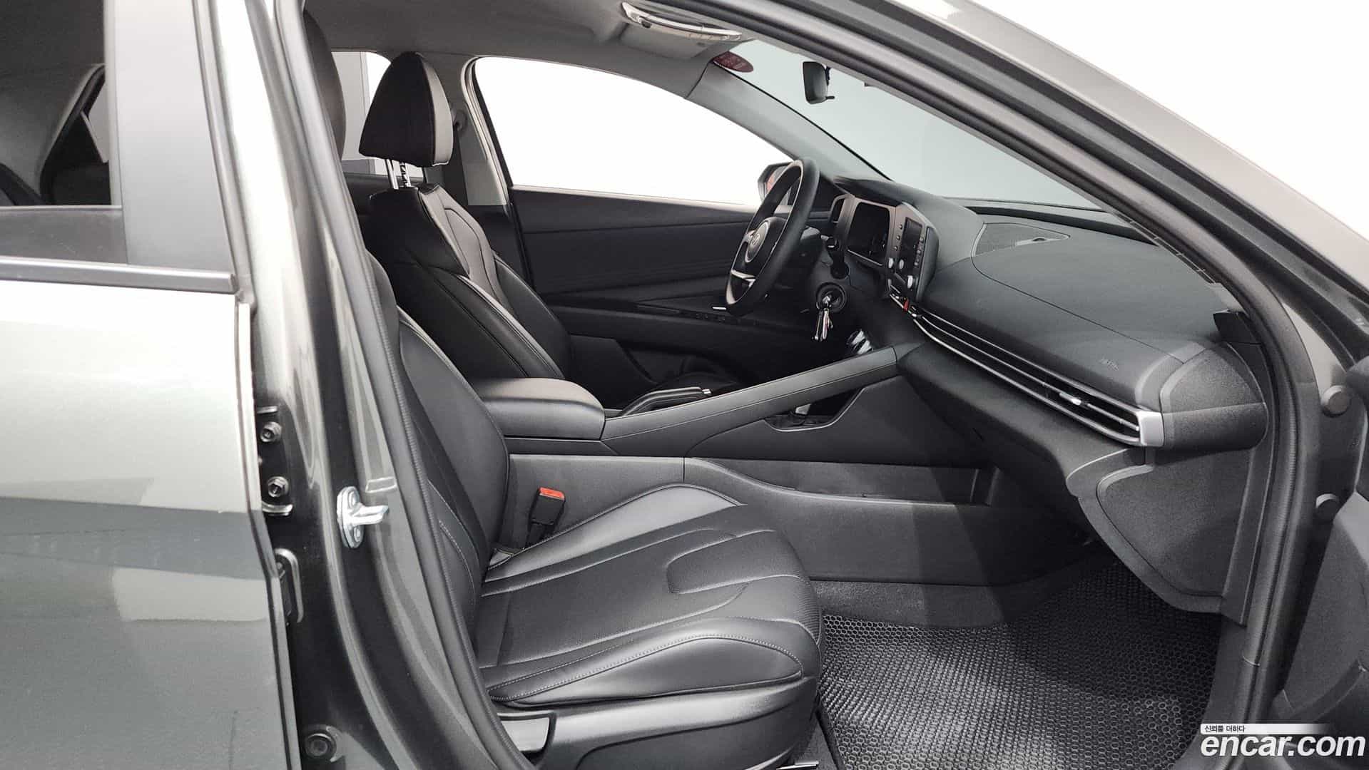 AVANTE Hyundai 2023.8-OPTION-021