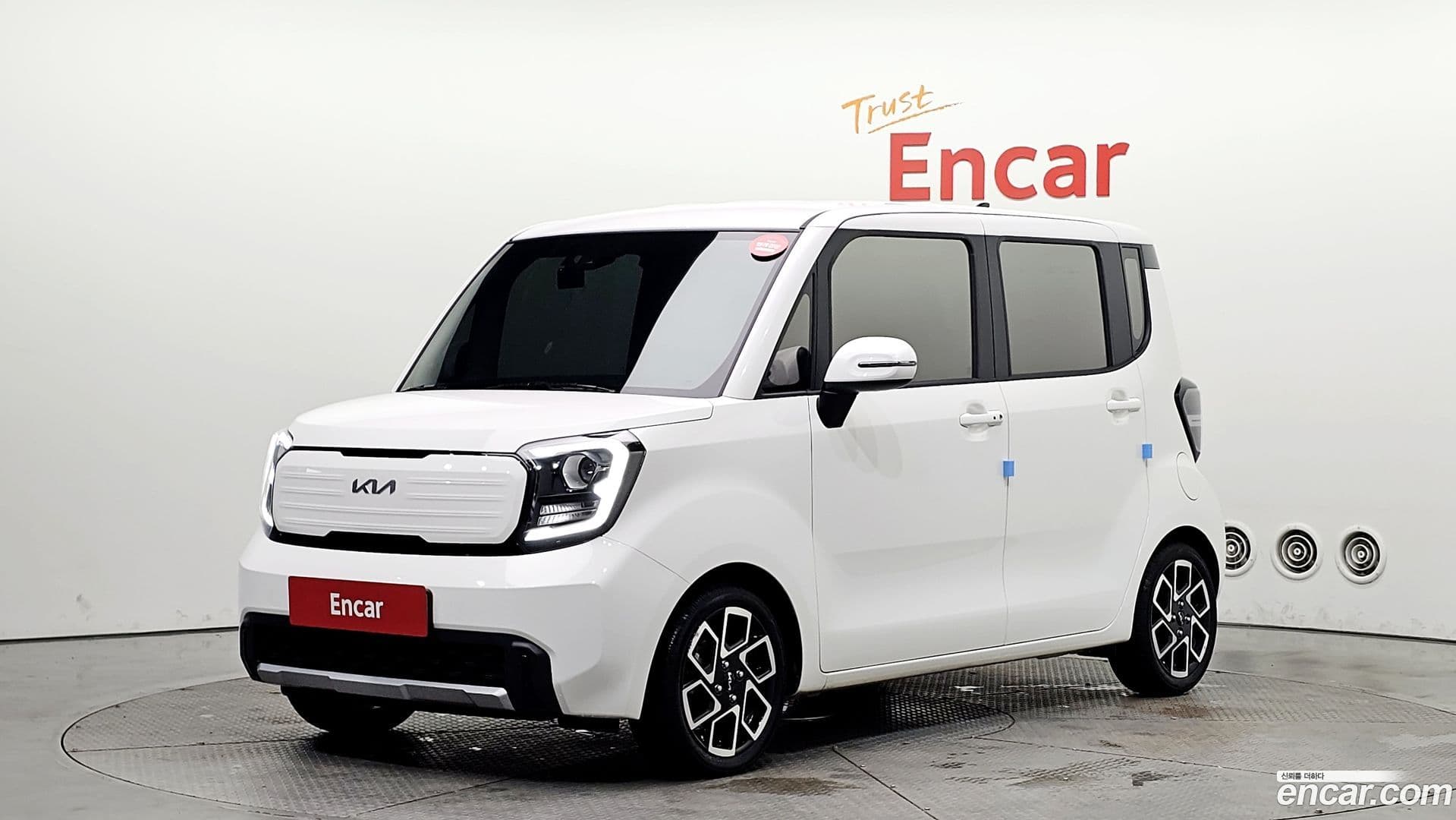 Main__Slider__Photo:RAY Kia 2022.10-0