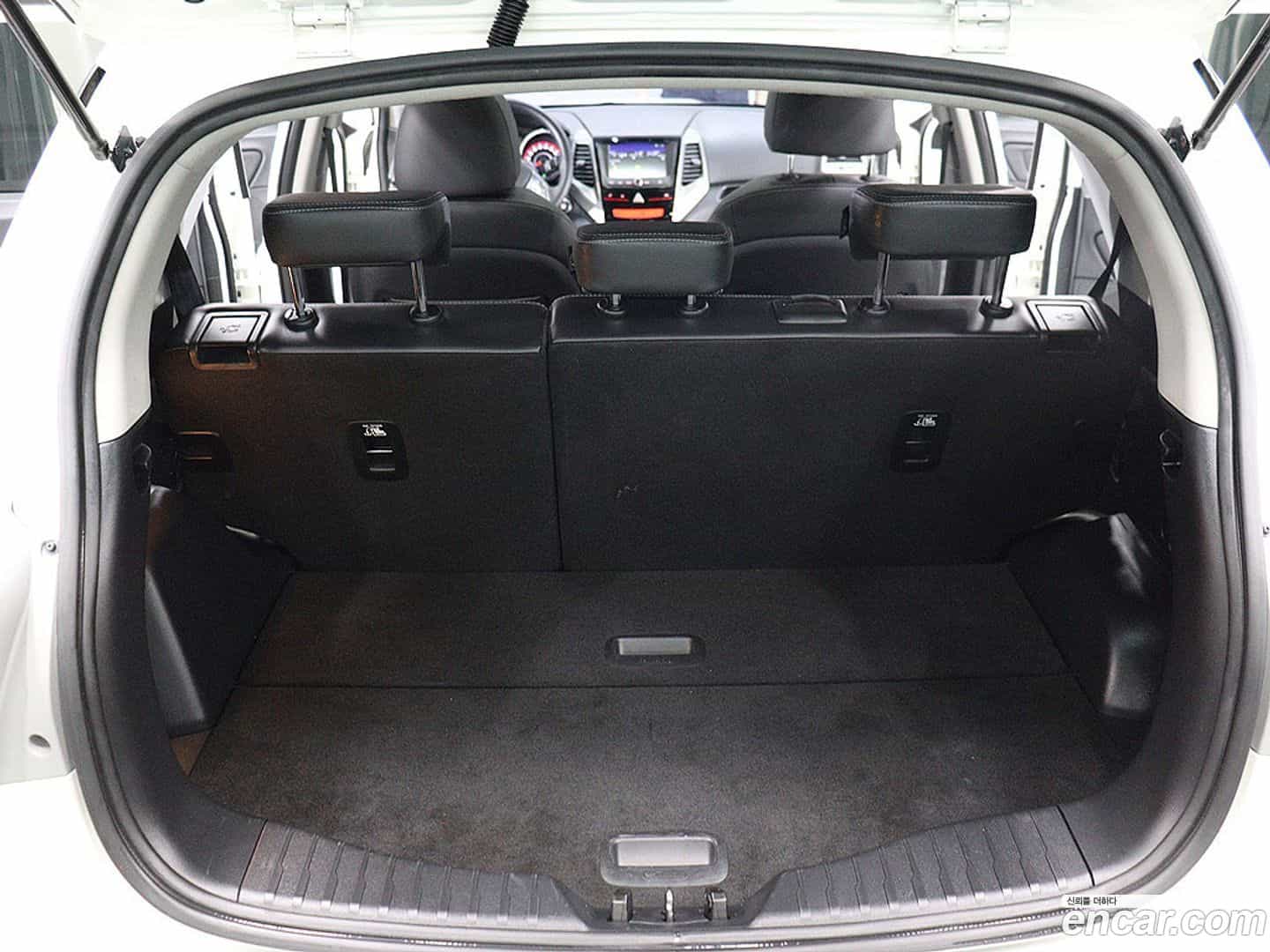 TIBOLI KG Mobility 2019.1-OUTER-005