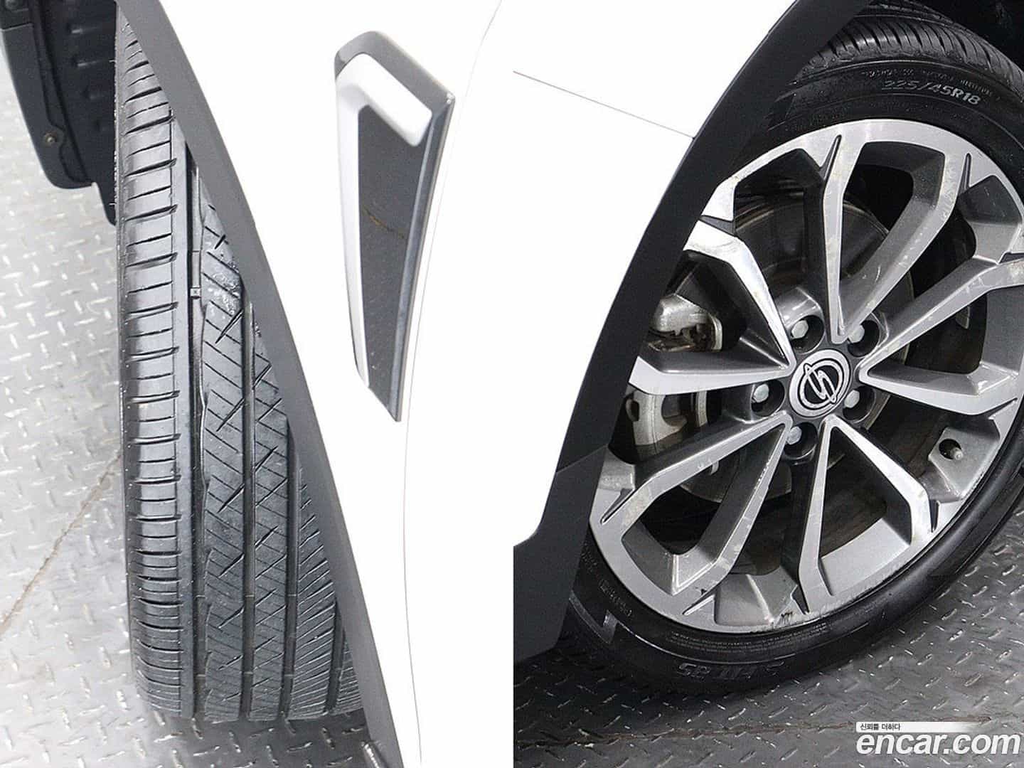 TIBOLI KG Mobility 2019.1-OPTION-024