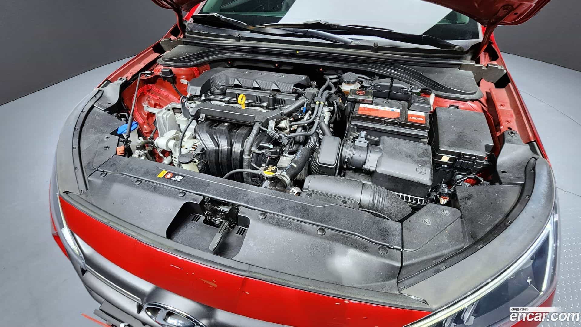 AVANTE Hyundai 2018.10-OUTER-006