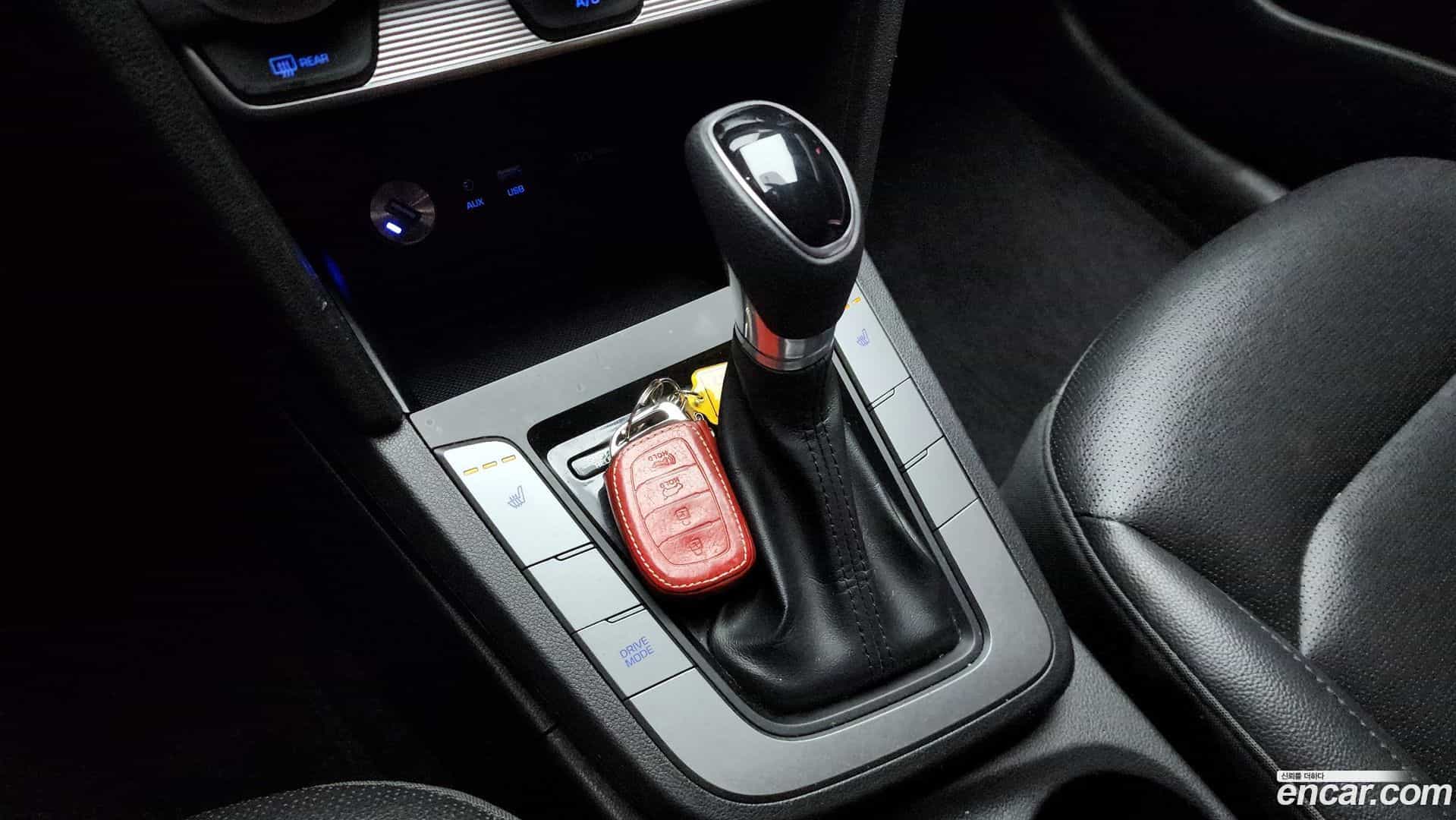 AVANTE Hyundai 2018.10-INNER-009