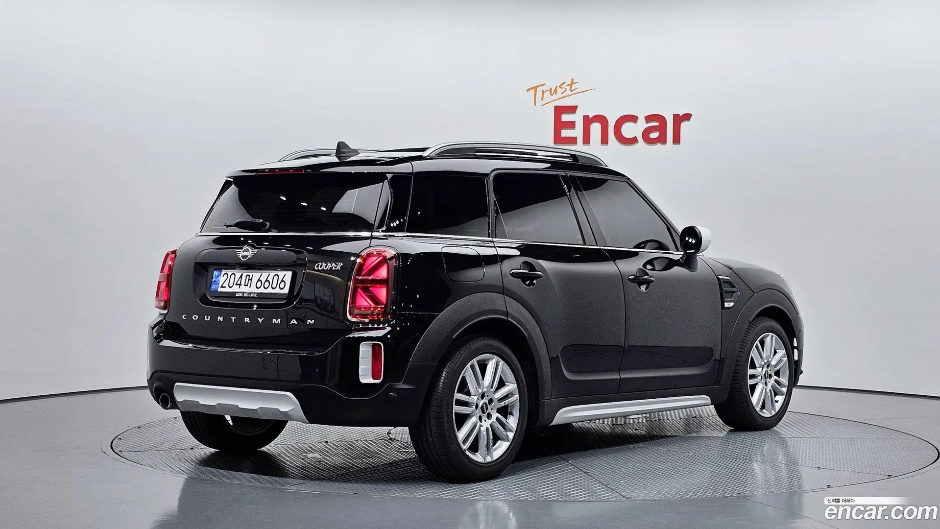 Main__Slider__Photo:Countryman Mini 2022.5-1