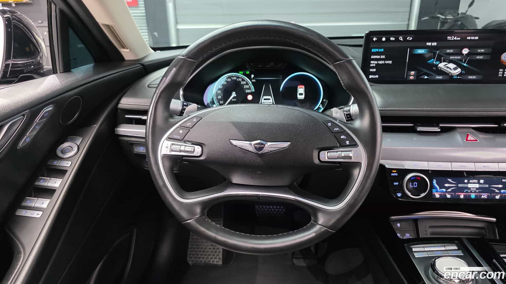G80 Genesis 2023.2-OPTION-016