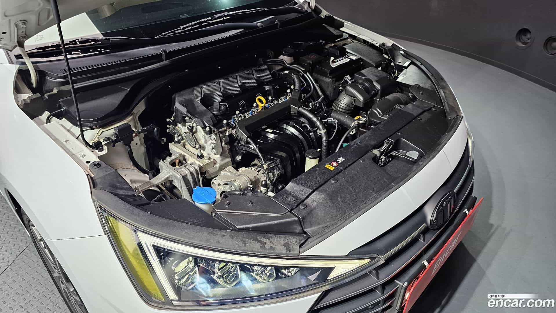 AVANTE Hyundai 2019.10-OUTER-006