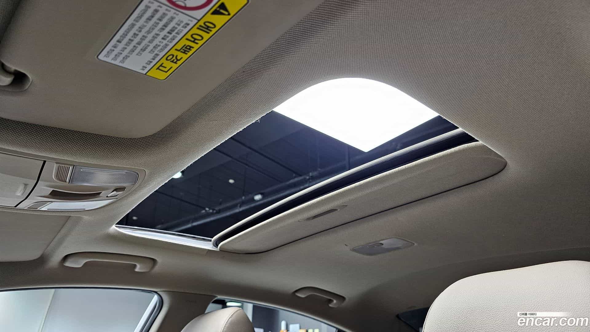 AVANTE Hyundai 2019.10-OPTION-021