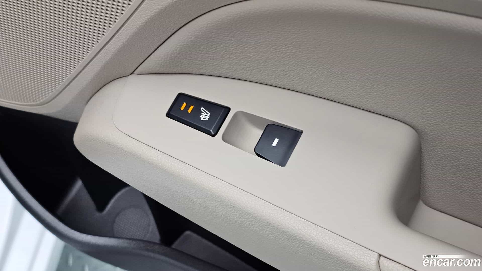 AVANTE Hyundai 2019.10-OPTION-042