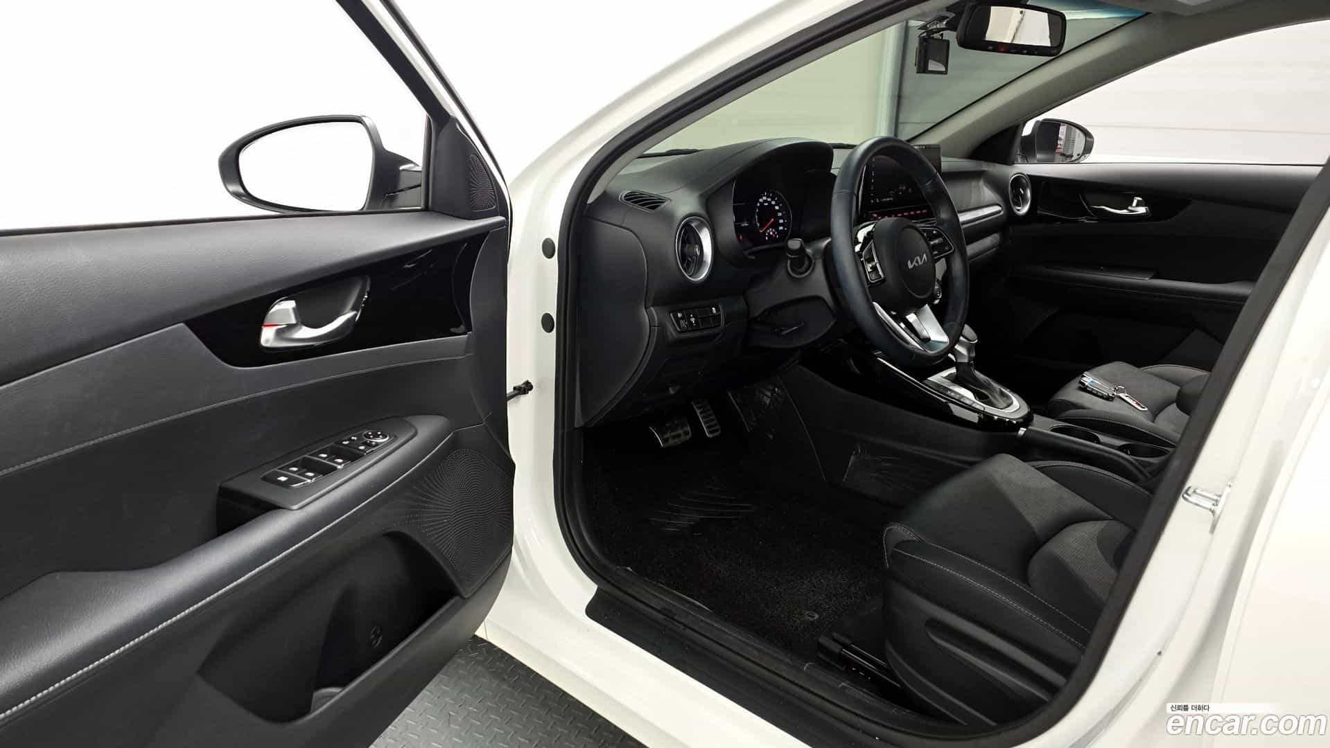 K3 Kia 2023.4-INNER-010