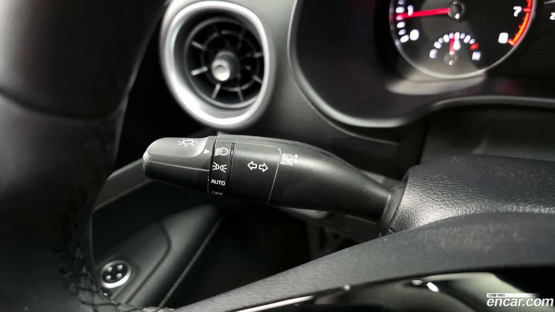 K3 Kia 2023.4-OPTION-021