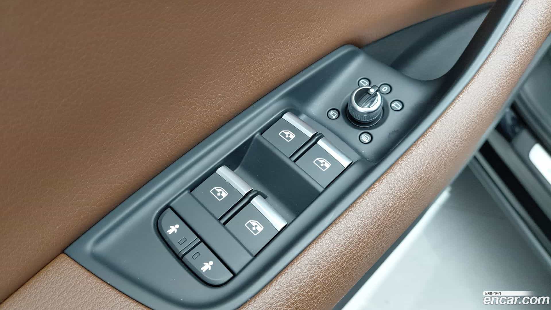 Q7 Audi 2019.9-OPTION-016