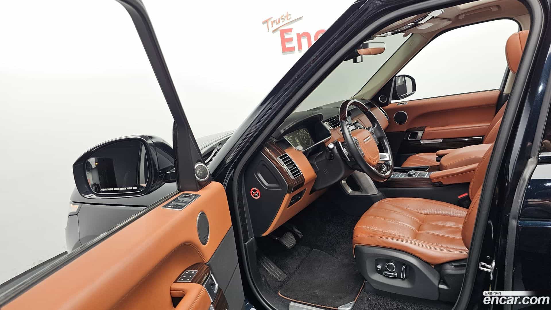 Range Rover Land Rover 2017.2-INNER-010