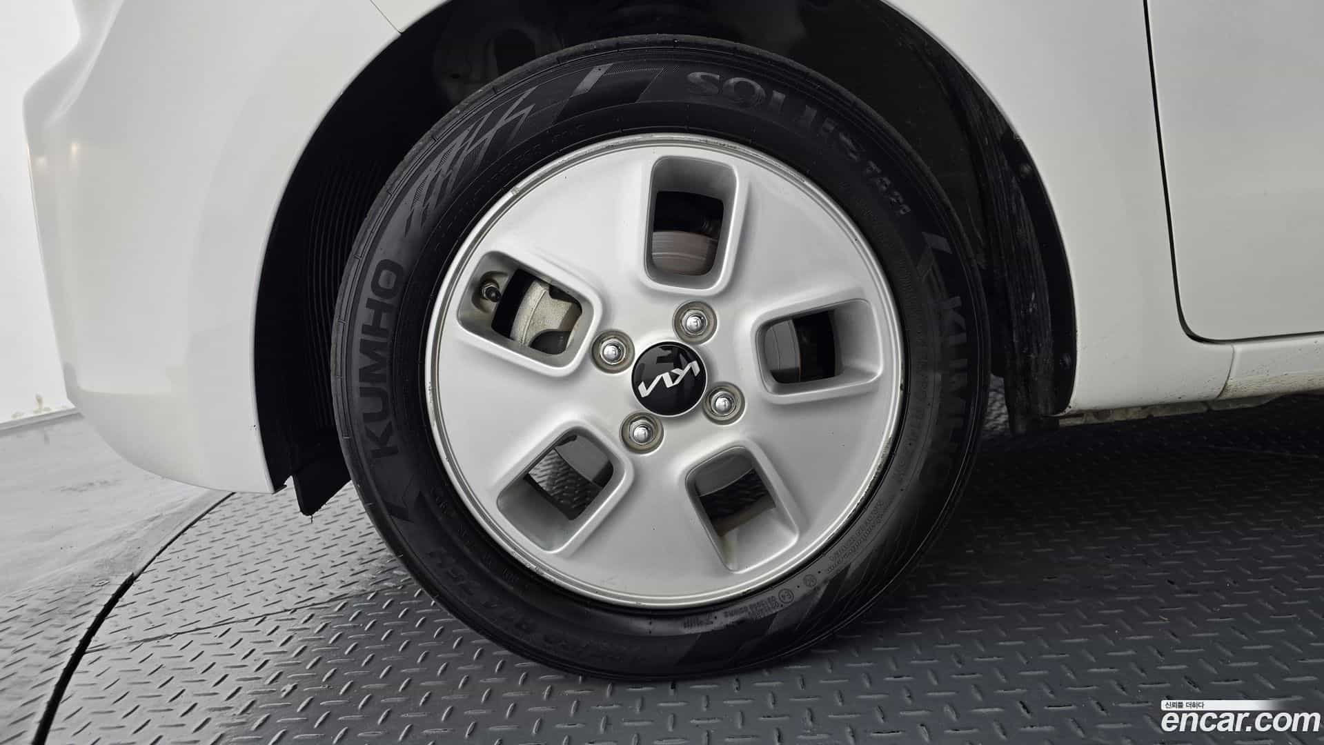RAY Kia 2022.6-OUTER-005