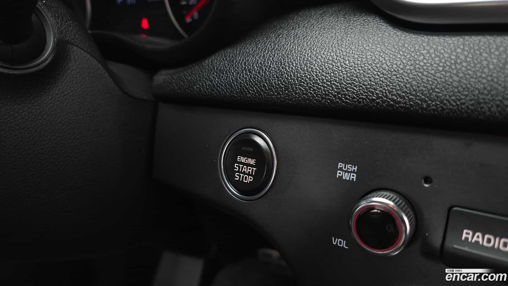 Sportage Kia 2019.5-OPTION-022