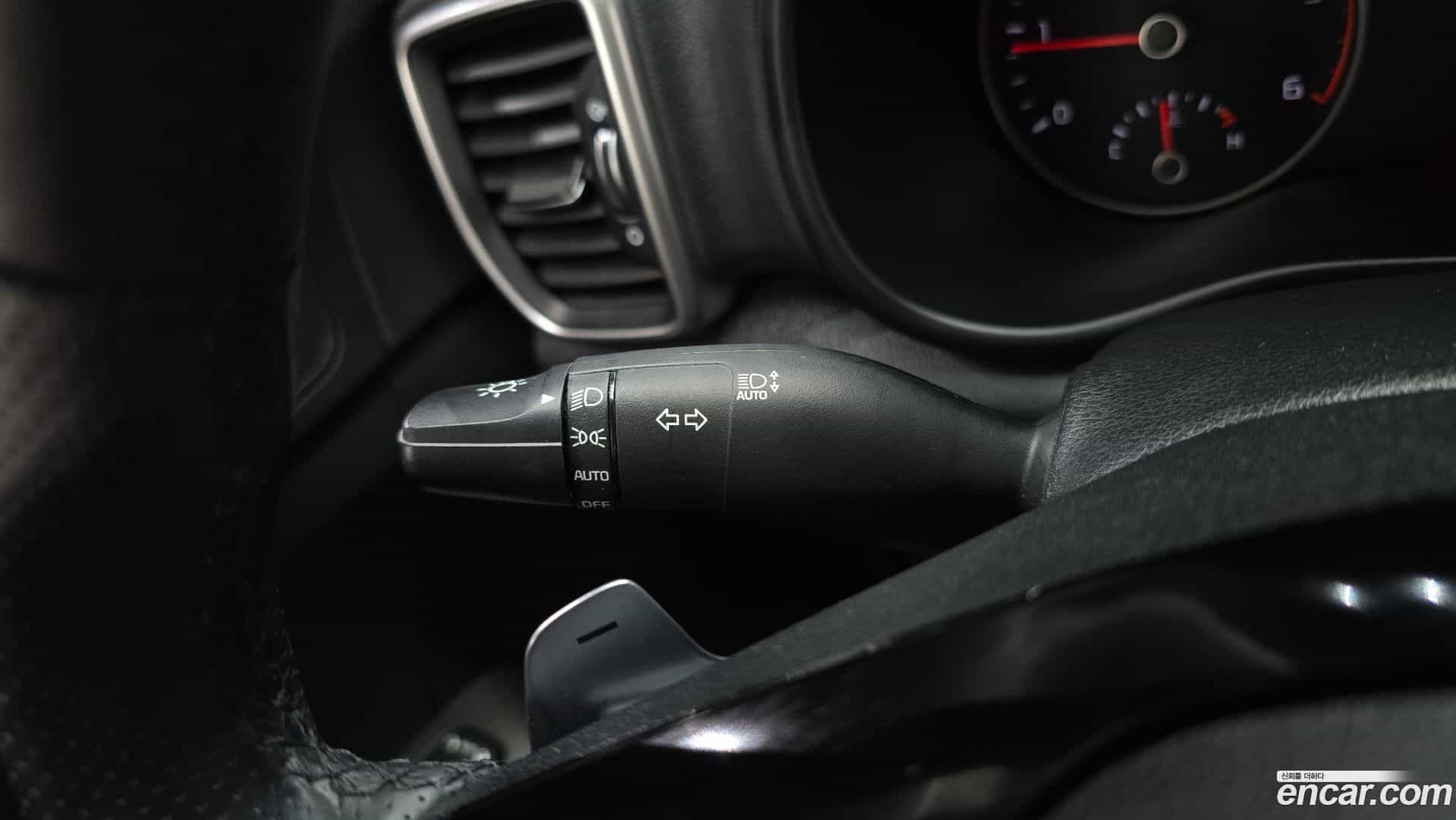 Sportage Kia 2019.5-OPTION-040