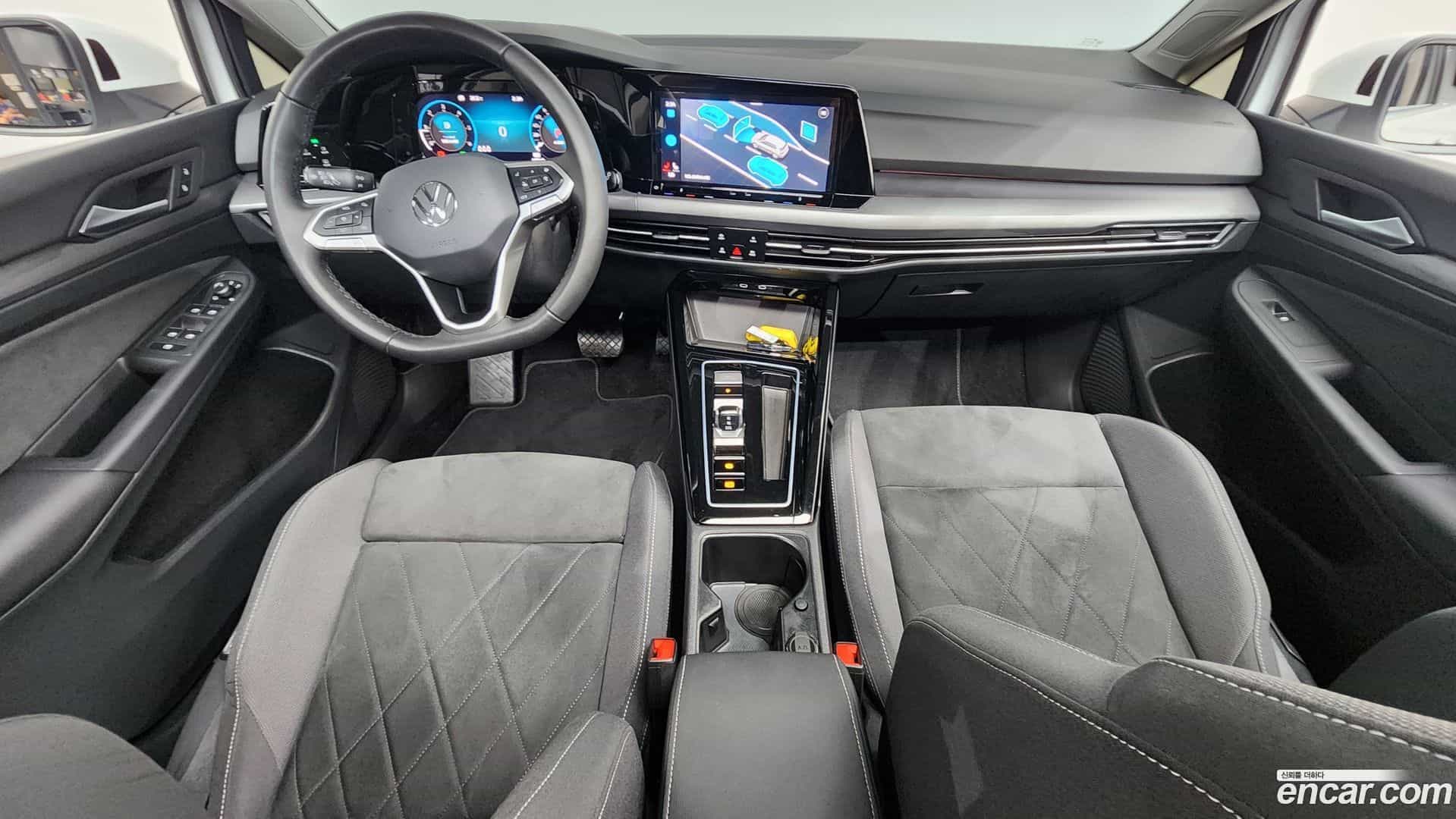 Golf Volkswagen 2024.4-INNER-007