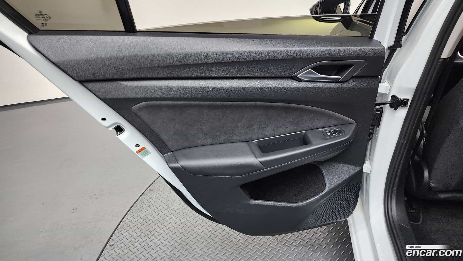 Golf Volkswagen 2024.4-INNER-035
