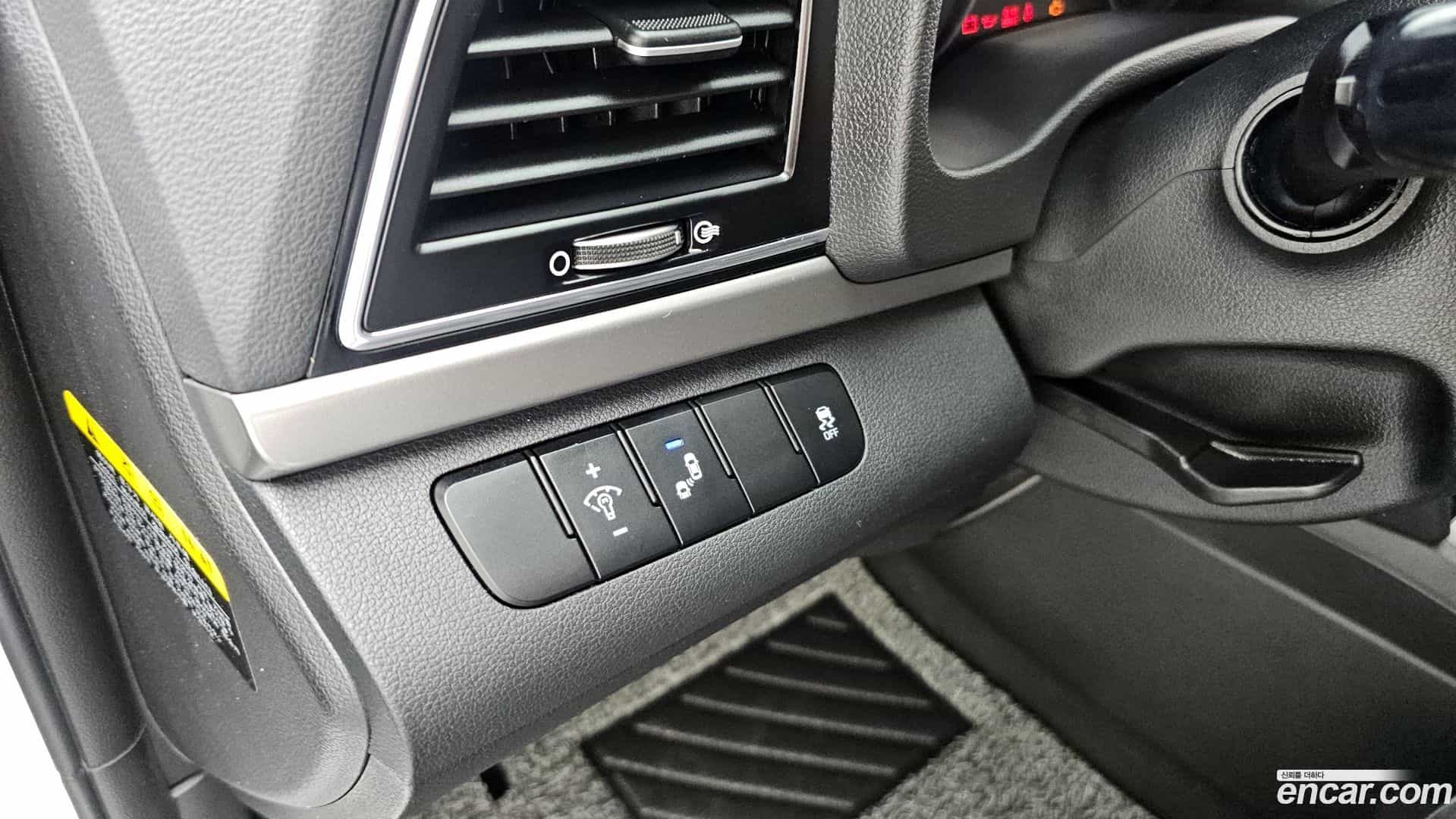 AVANTE Hyundai 2017.4-OPTION-020