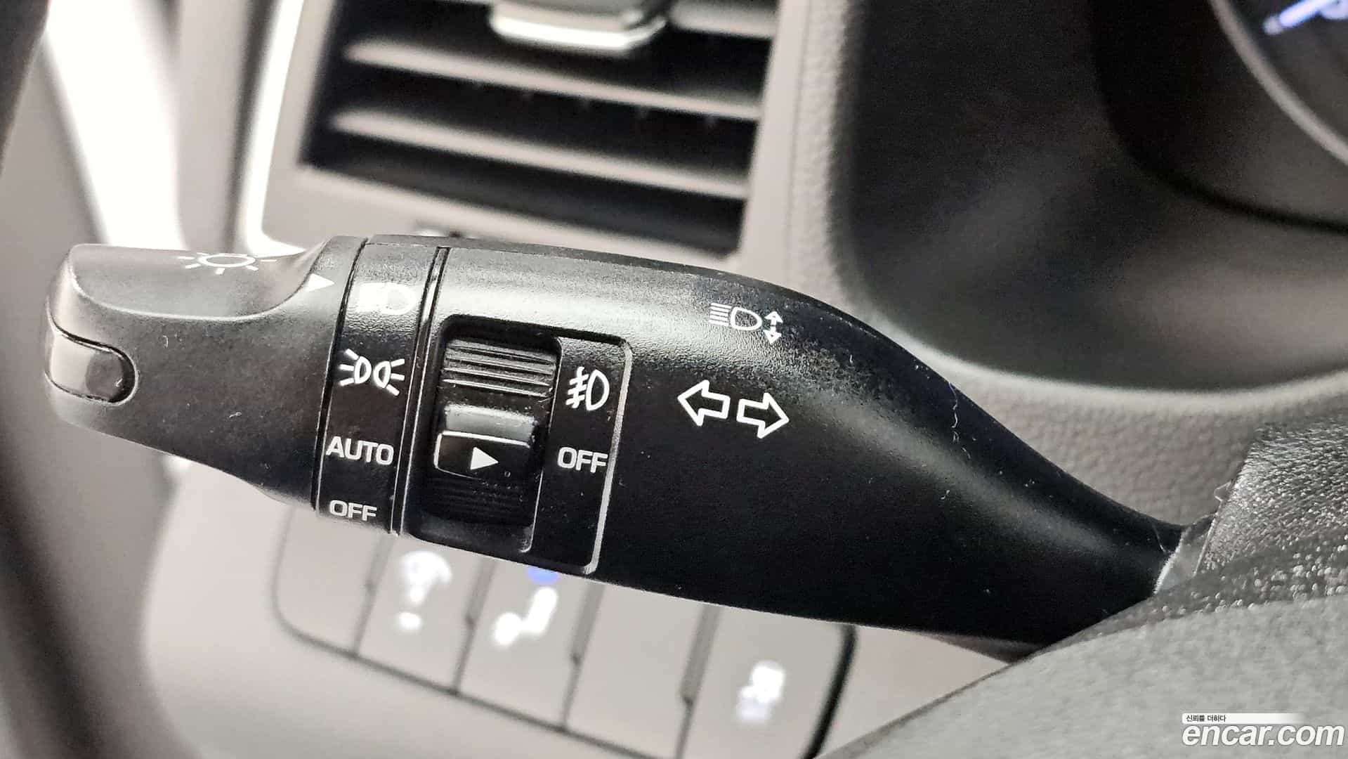 AVANTE Hyundai 2017.4-OPTION-022