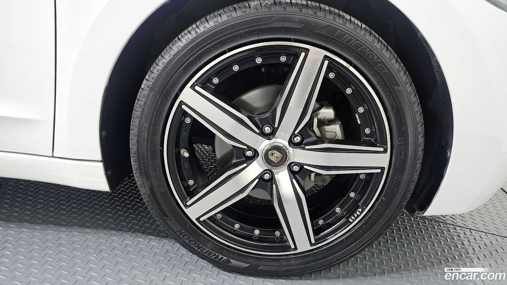 AVANTE Hyundai 2017.4-OUTER-031