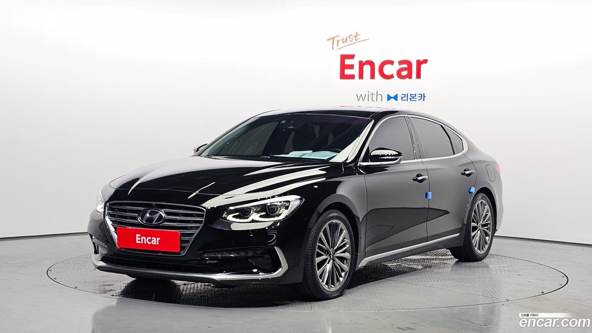 Main__Slider__Photo:Grandeur Hyundai 2019.9-0