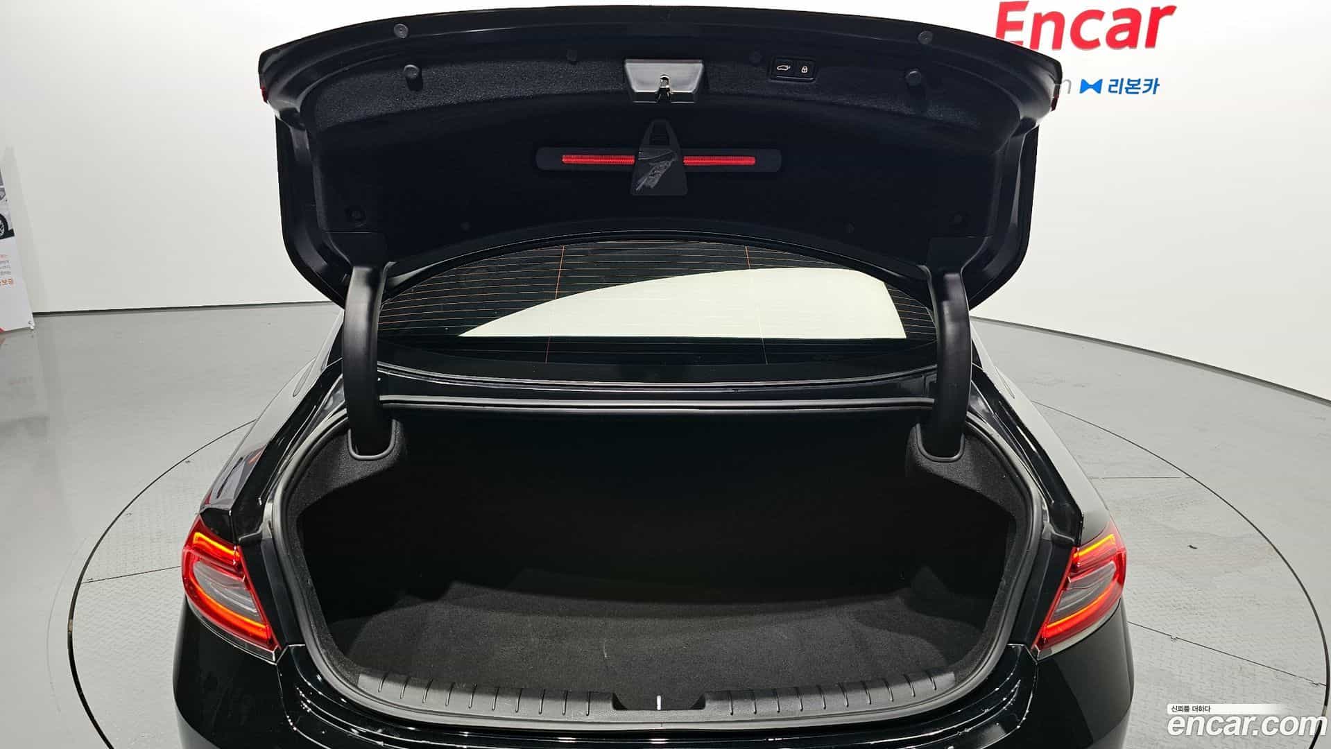 Grandeur Hyundai 2019.9-OPTION-024