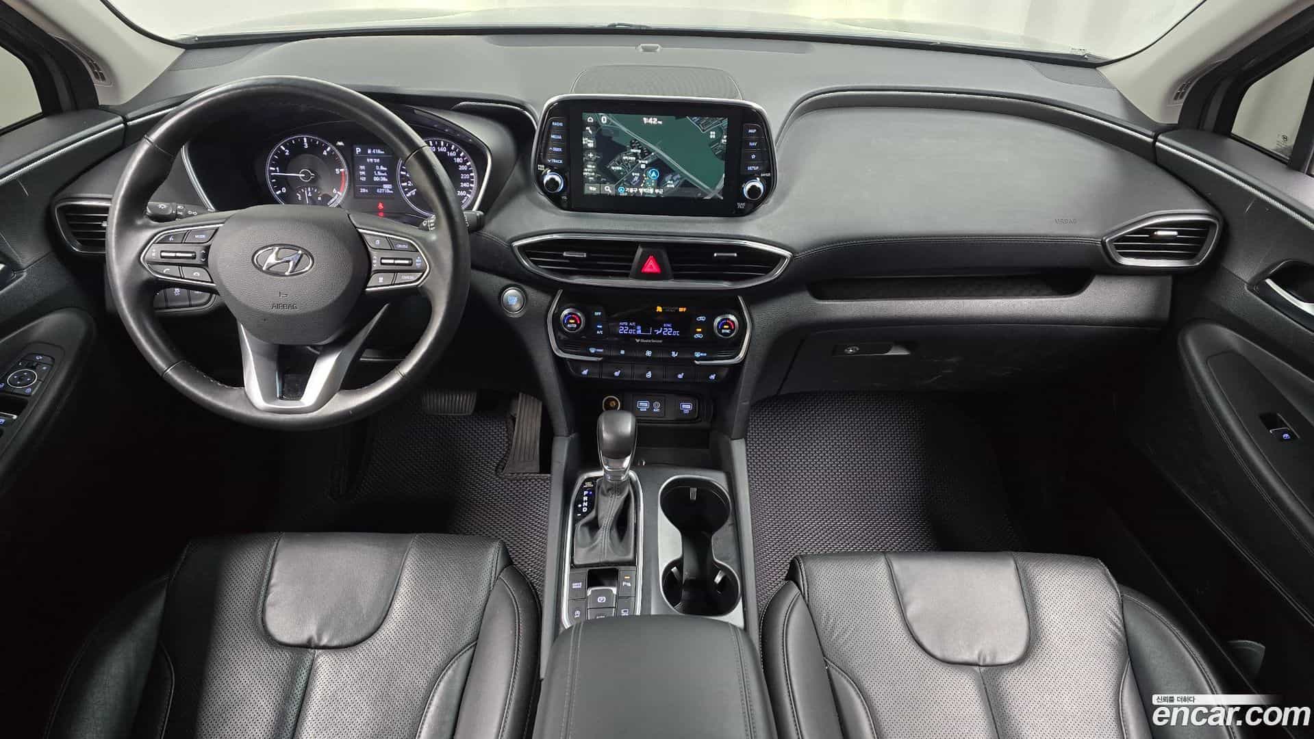 Santafe Hyundai 2018.2-INNER-007