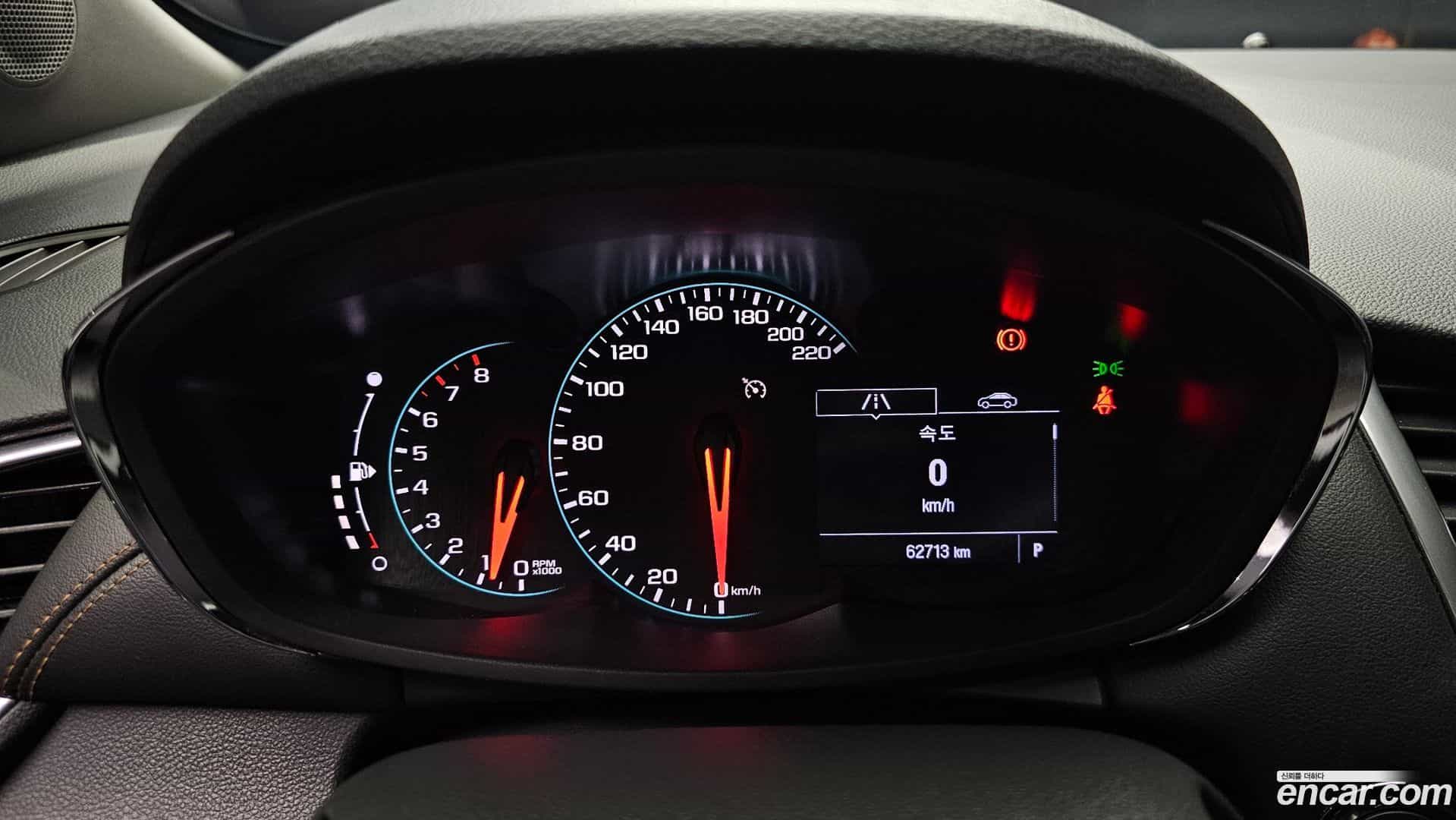 Trax Chevrolet 2019.0-INNER-008