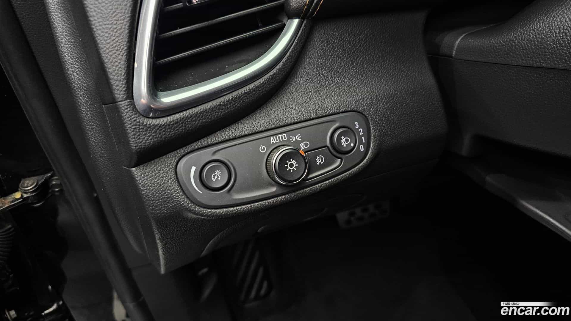 Trax Chevrolet 2019.0-OPTION-022