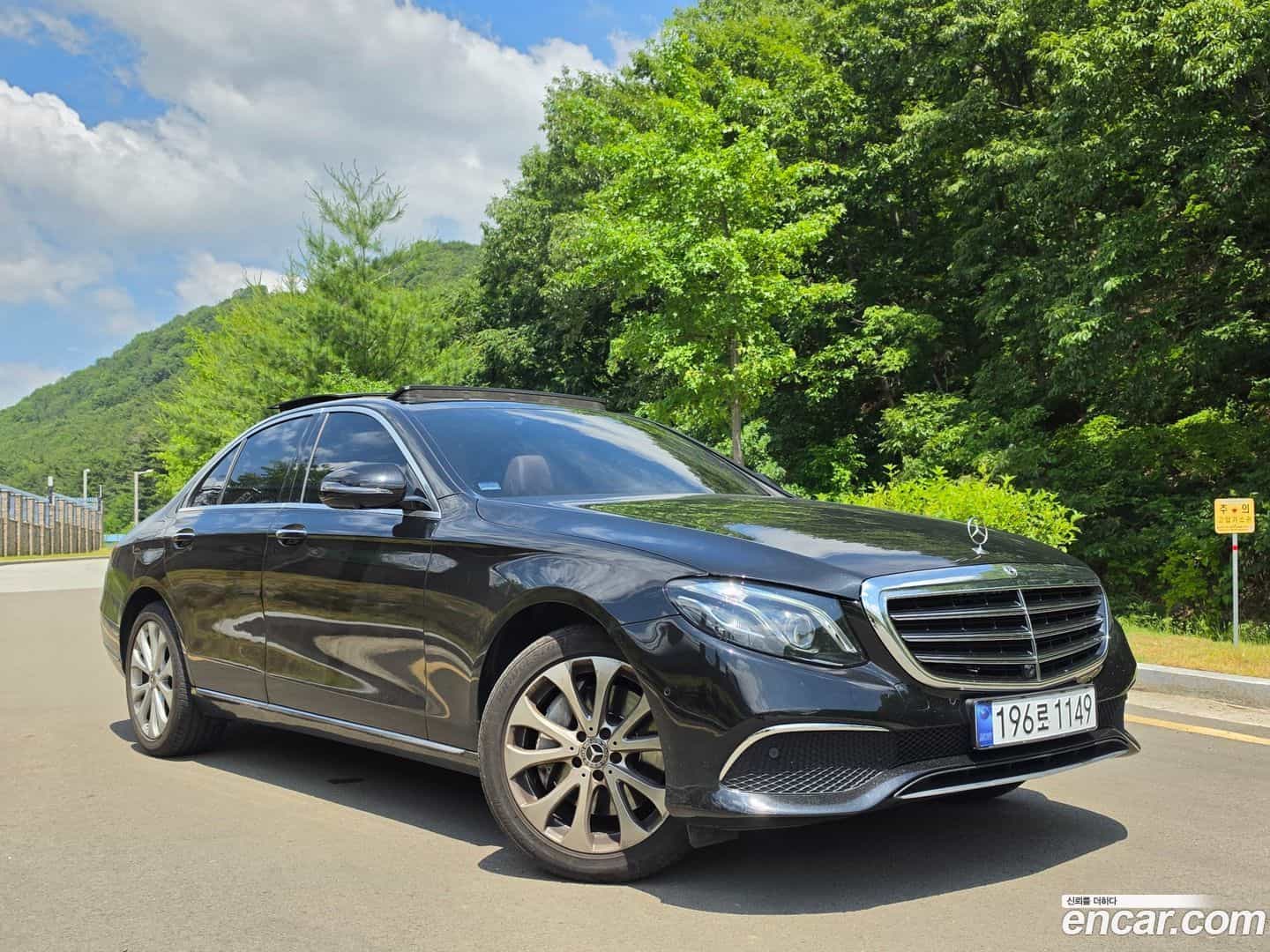 E-Class Mercedes-Benz 2019.5-OUTER-005