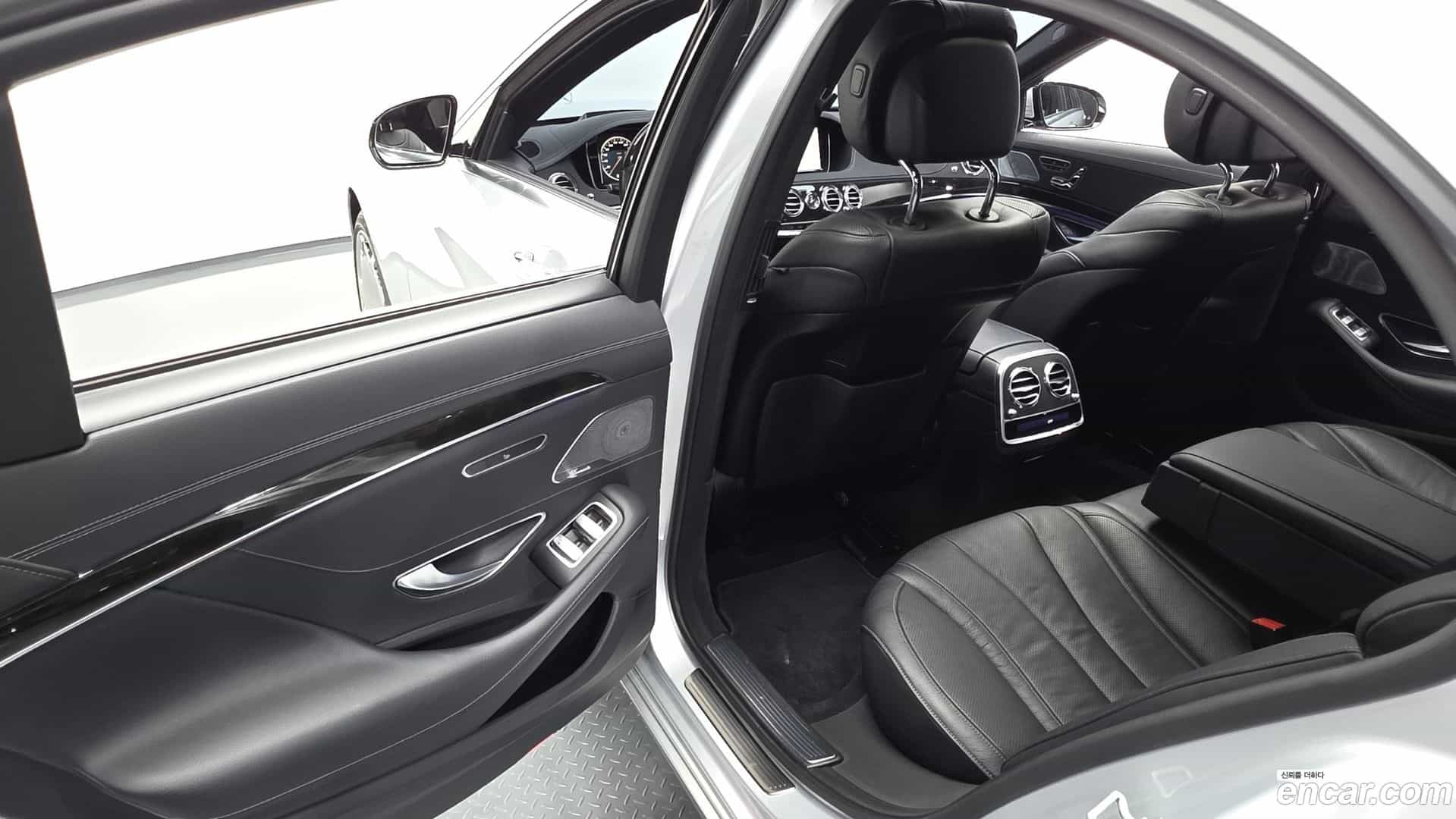 S-Class Mercedes-Benz 2015.10-OPTION-015
