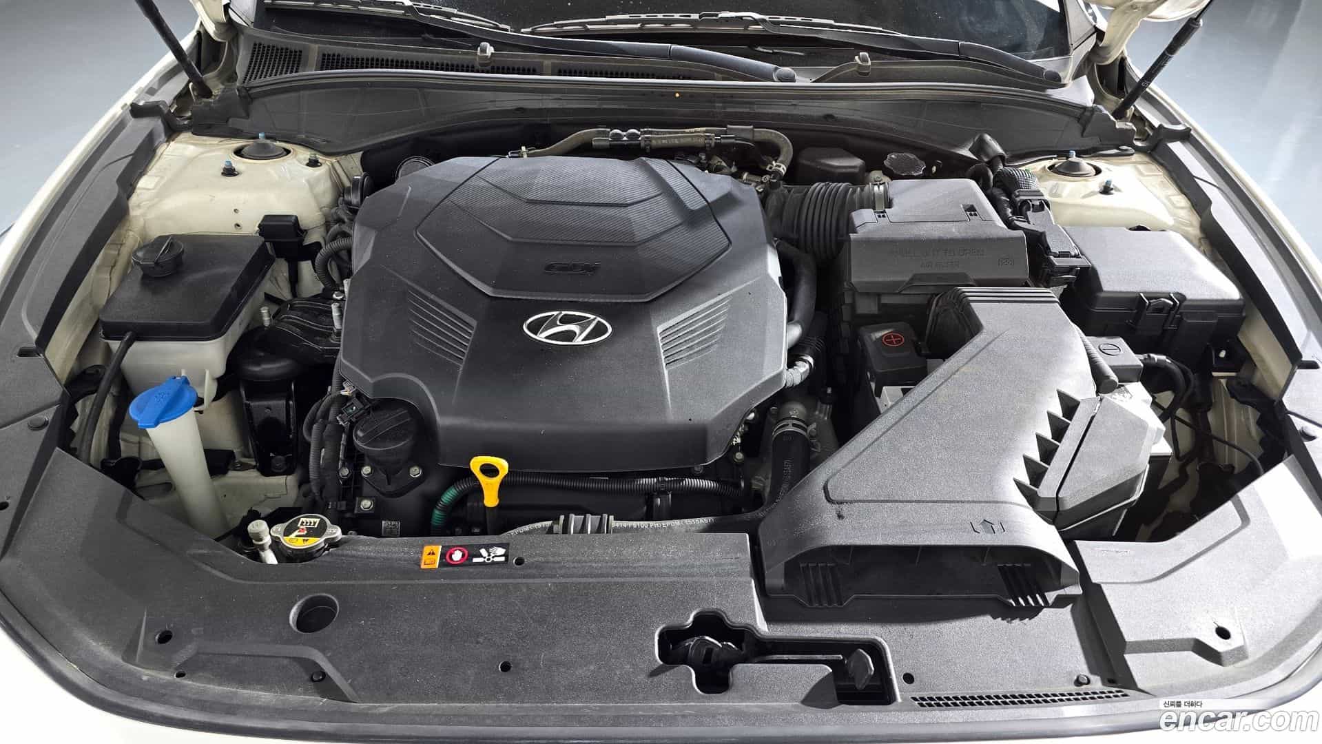 Grandeur Hyundai 2018.1-OUTER-006