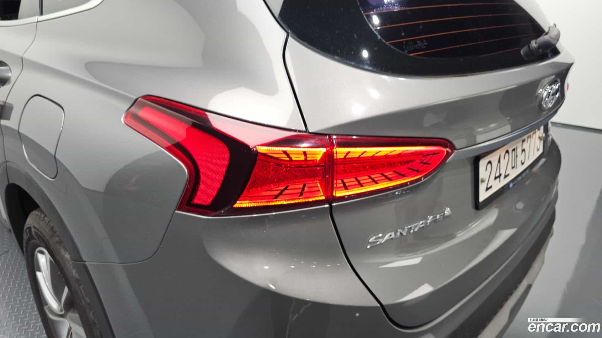 Santafe Hyundai 2018.5-OUTER-033