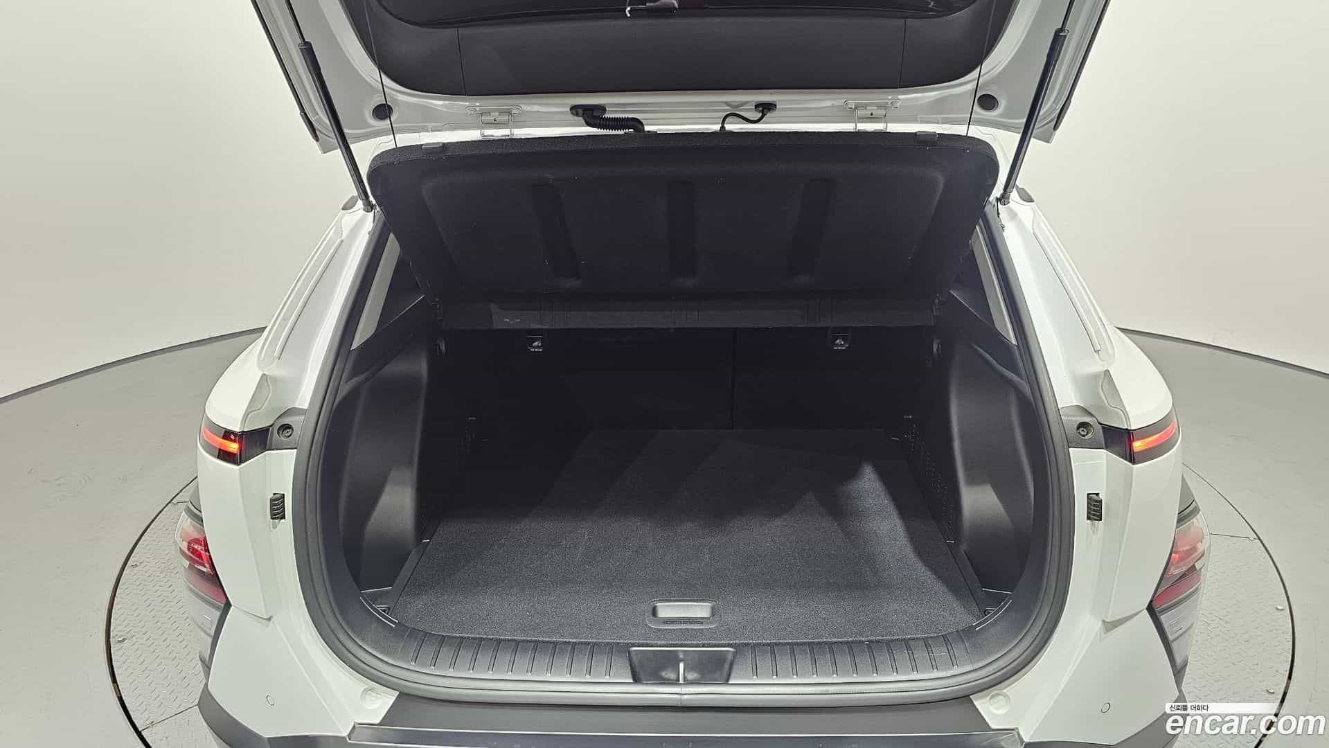 Kona Hyundai 2024.4-OPTION-024